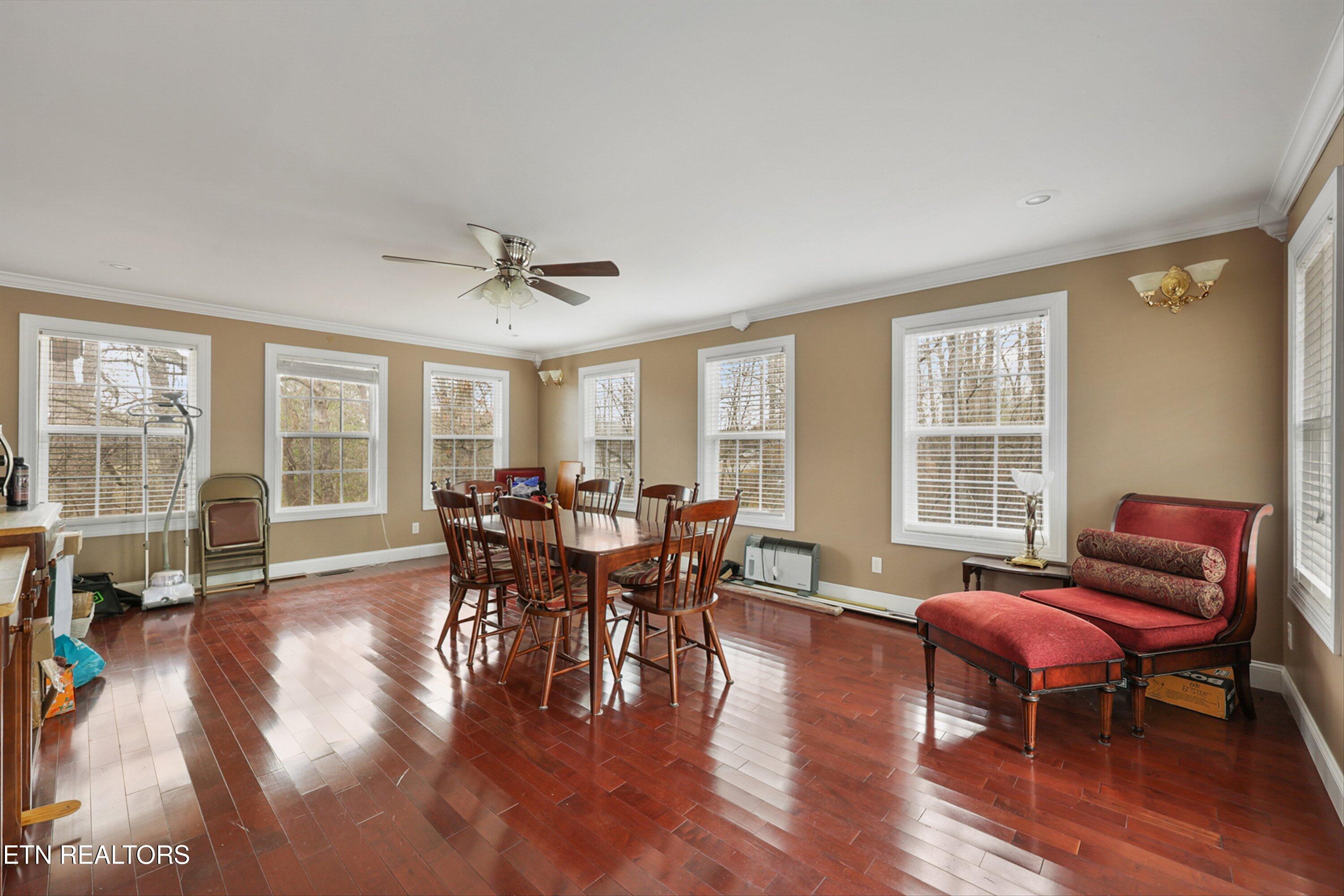 156 Hollifield Drive Jacksboro TN 37757