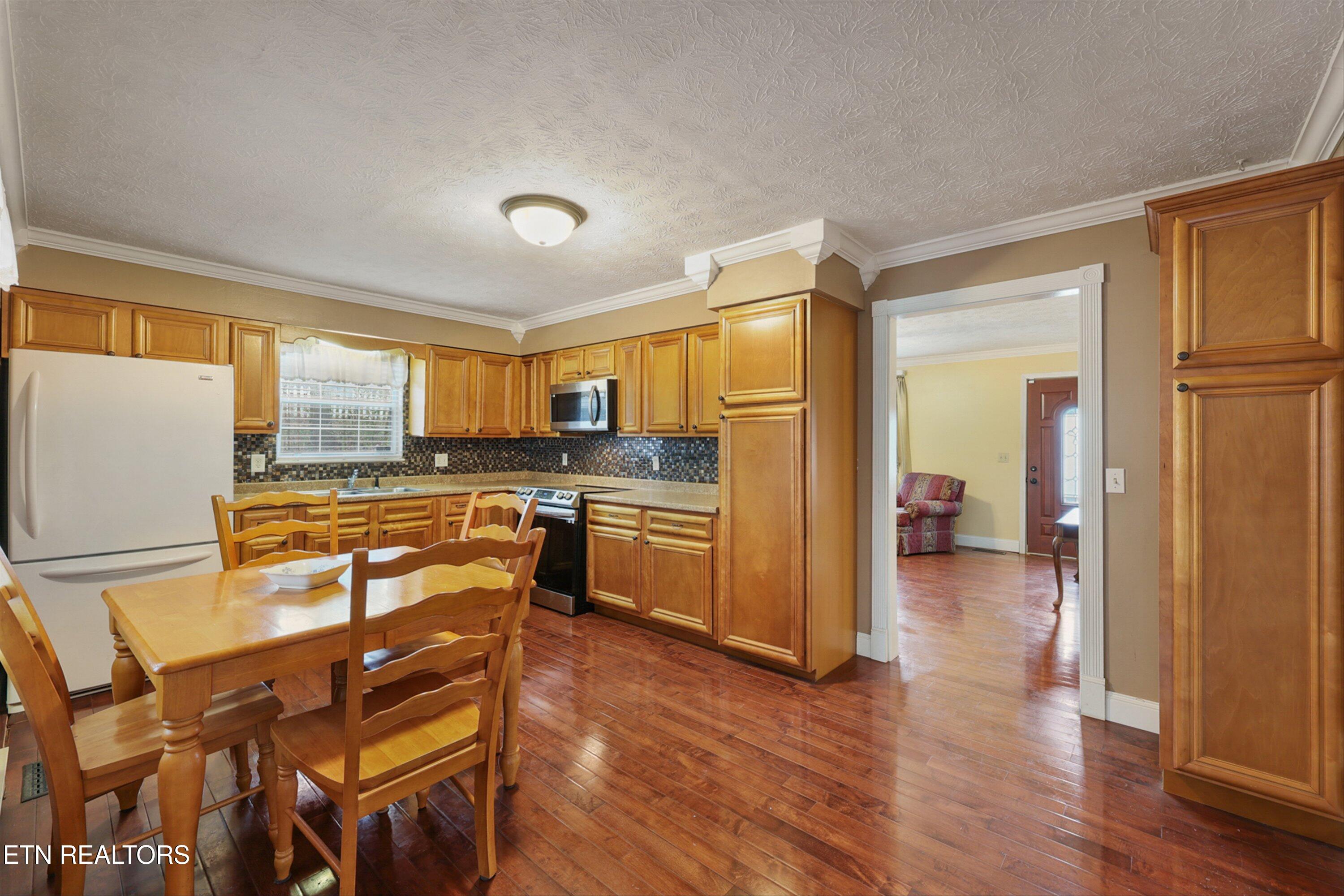156 Hollifield Drive Jacksboro TN 37757