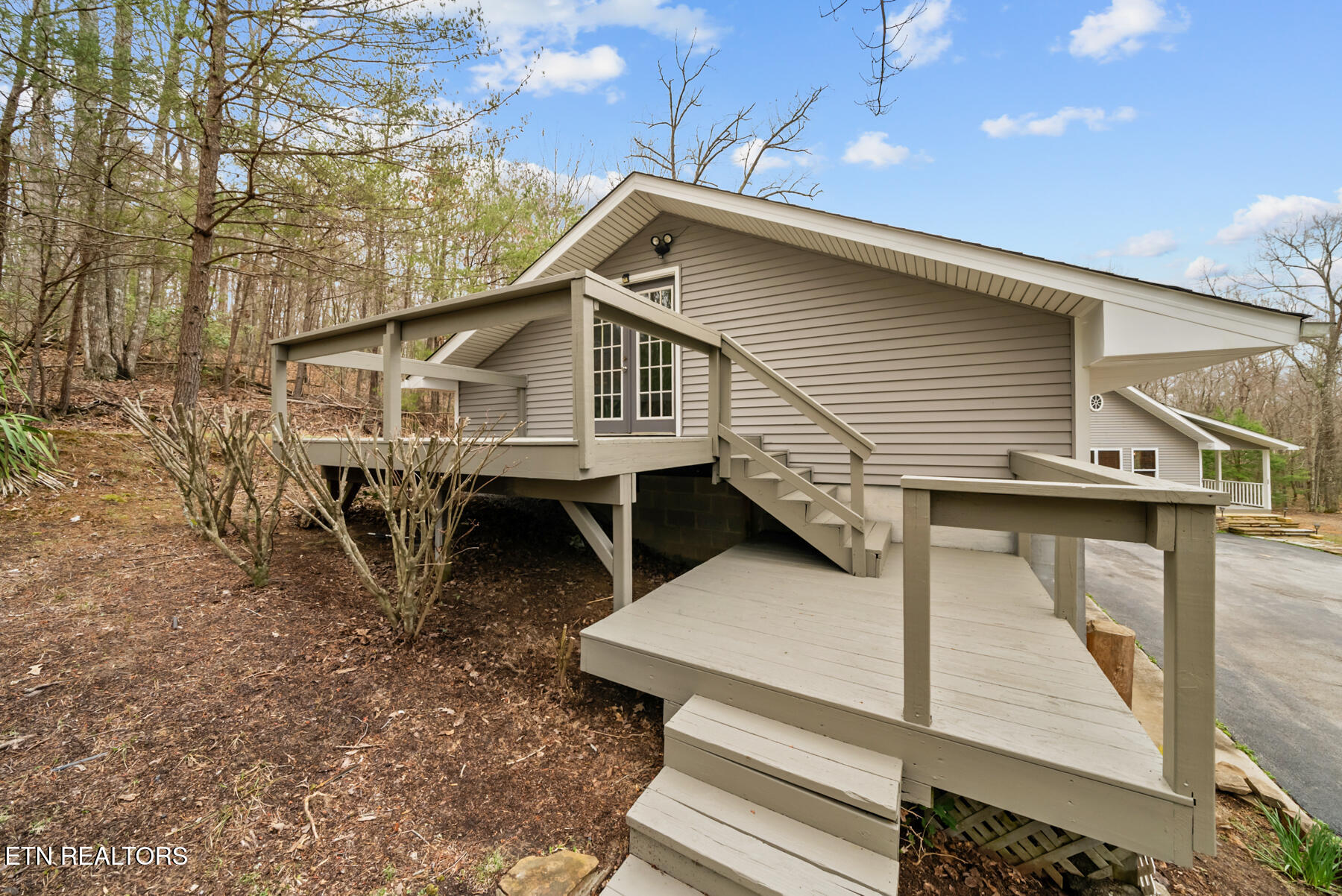 303 Cumberland Cove Road Monterey TN 38574