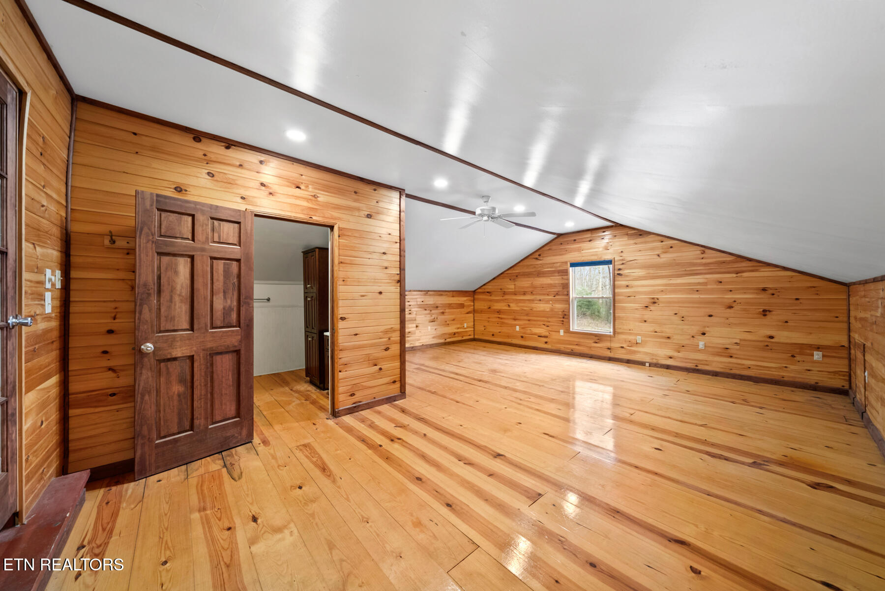 303 Cumberland Cove Road Monterey TN 38574