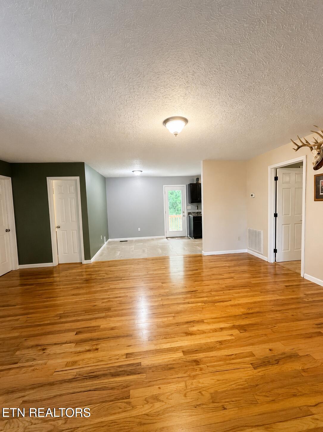 1820 Peaceful Way Sevierville TN 37876