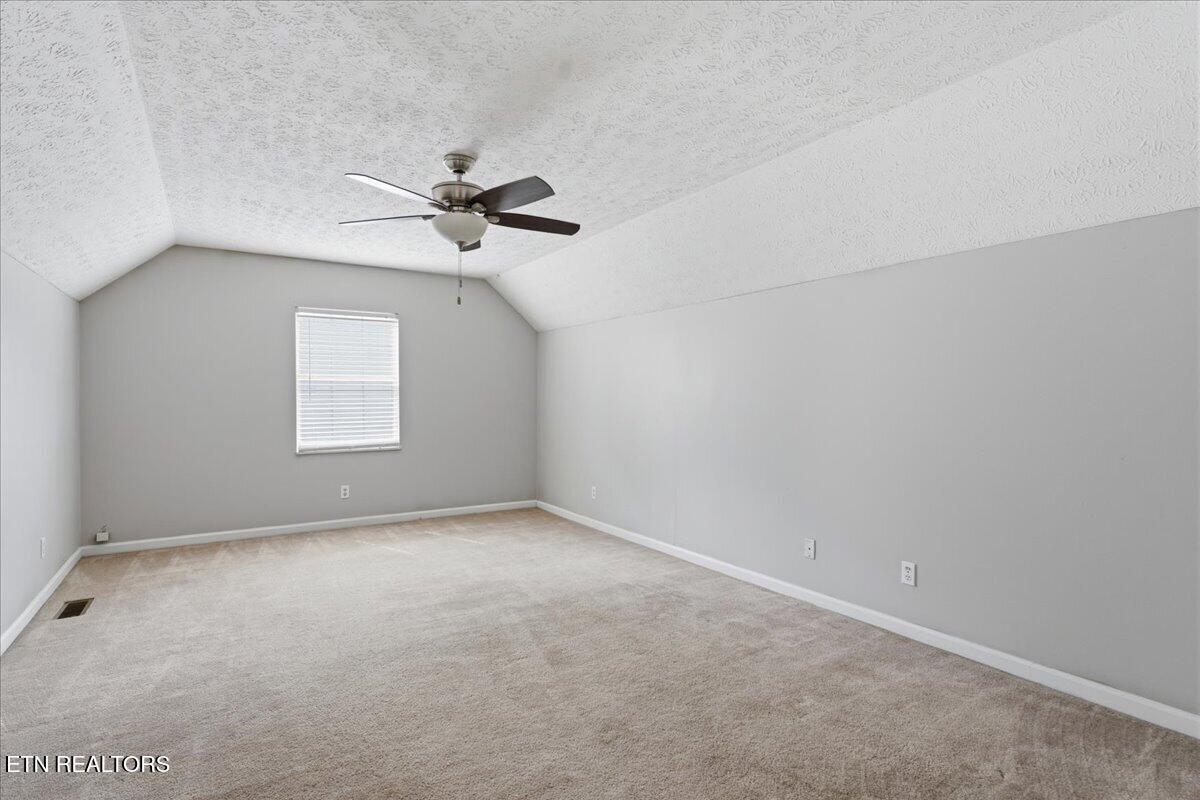 2004 Knoll Tree Drive Knoxville TN 37932