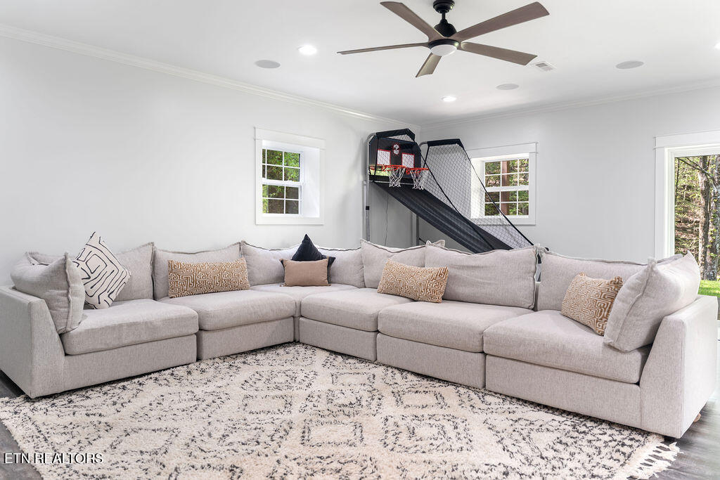 3402 Lillie Boulevard Sevierville TN 37876
