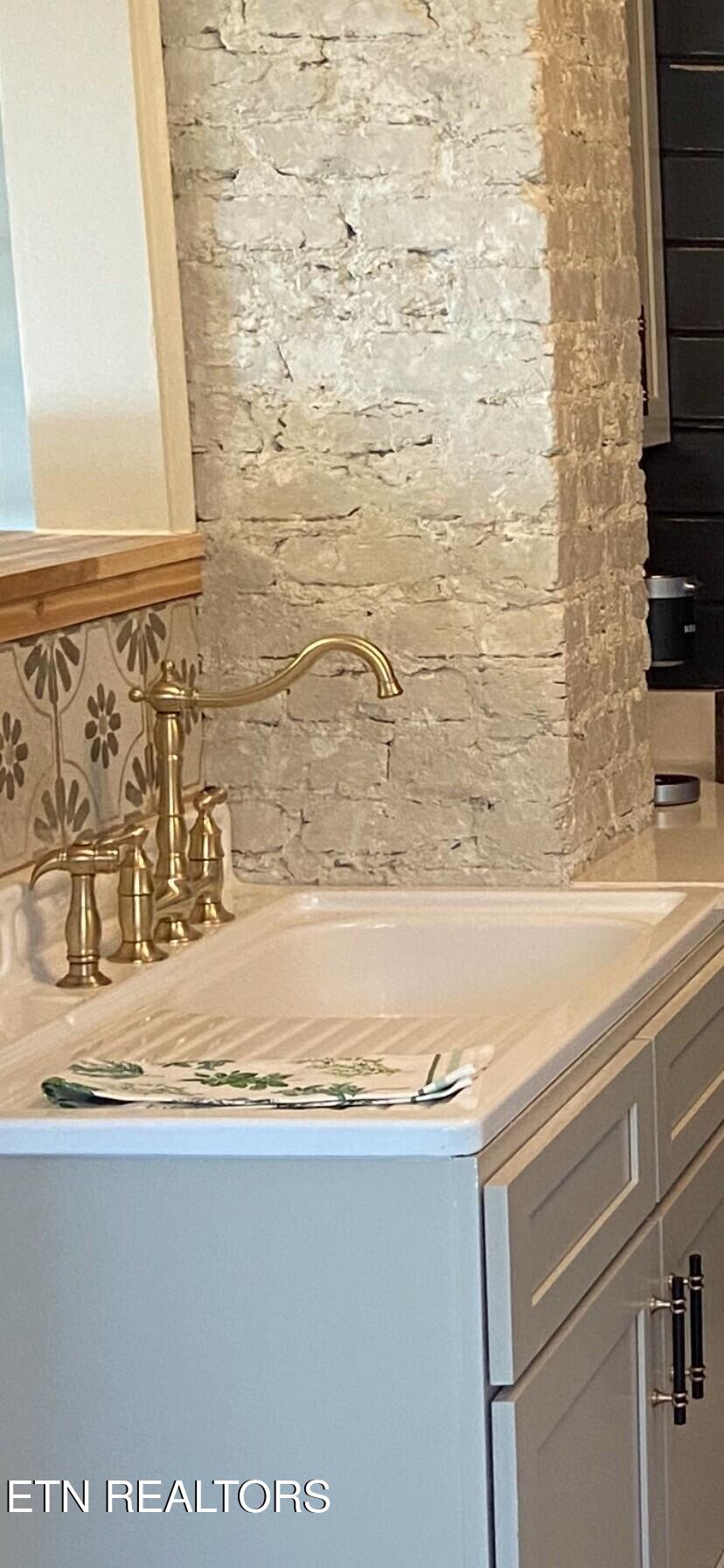 342 Marshall Street Clinton TN 37716