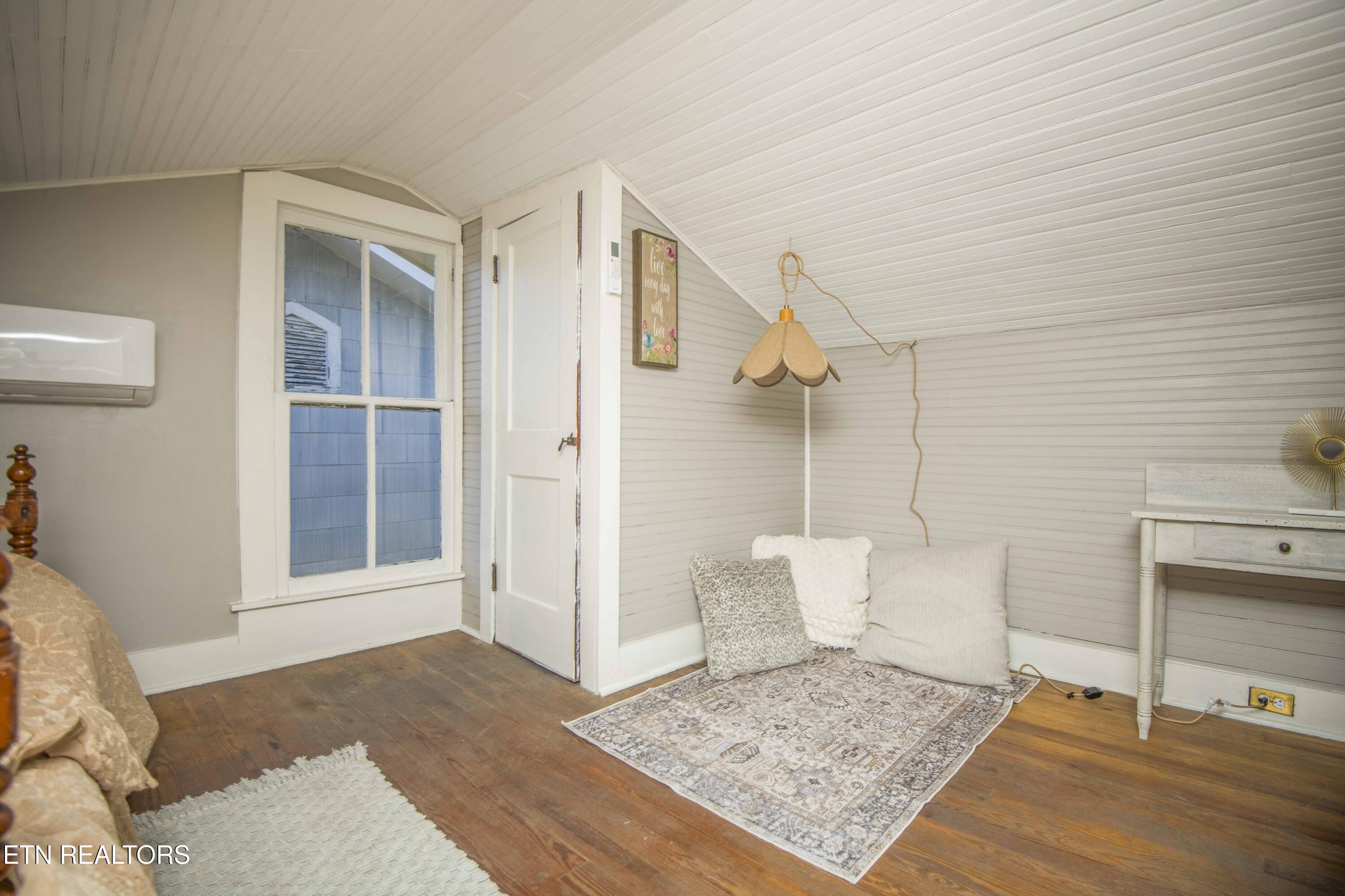 342 Marshall Street Clinton TN 37716