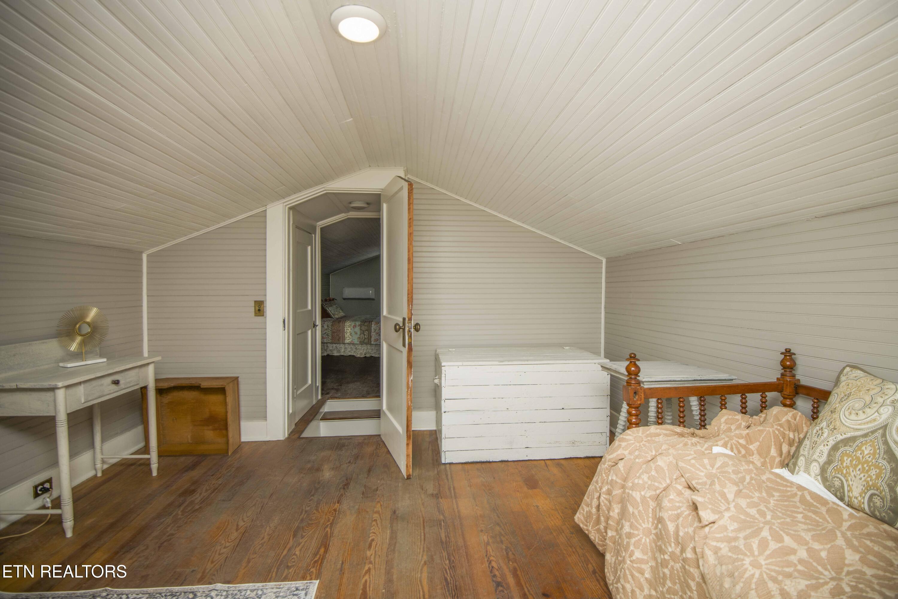 342 Marshall Street Clinton TN 37716