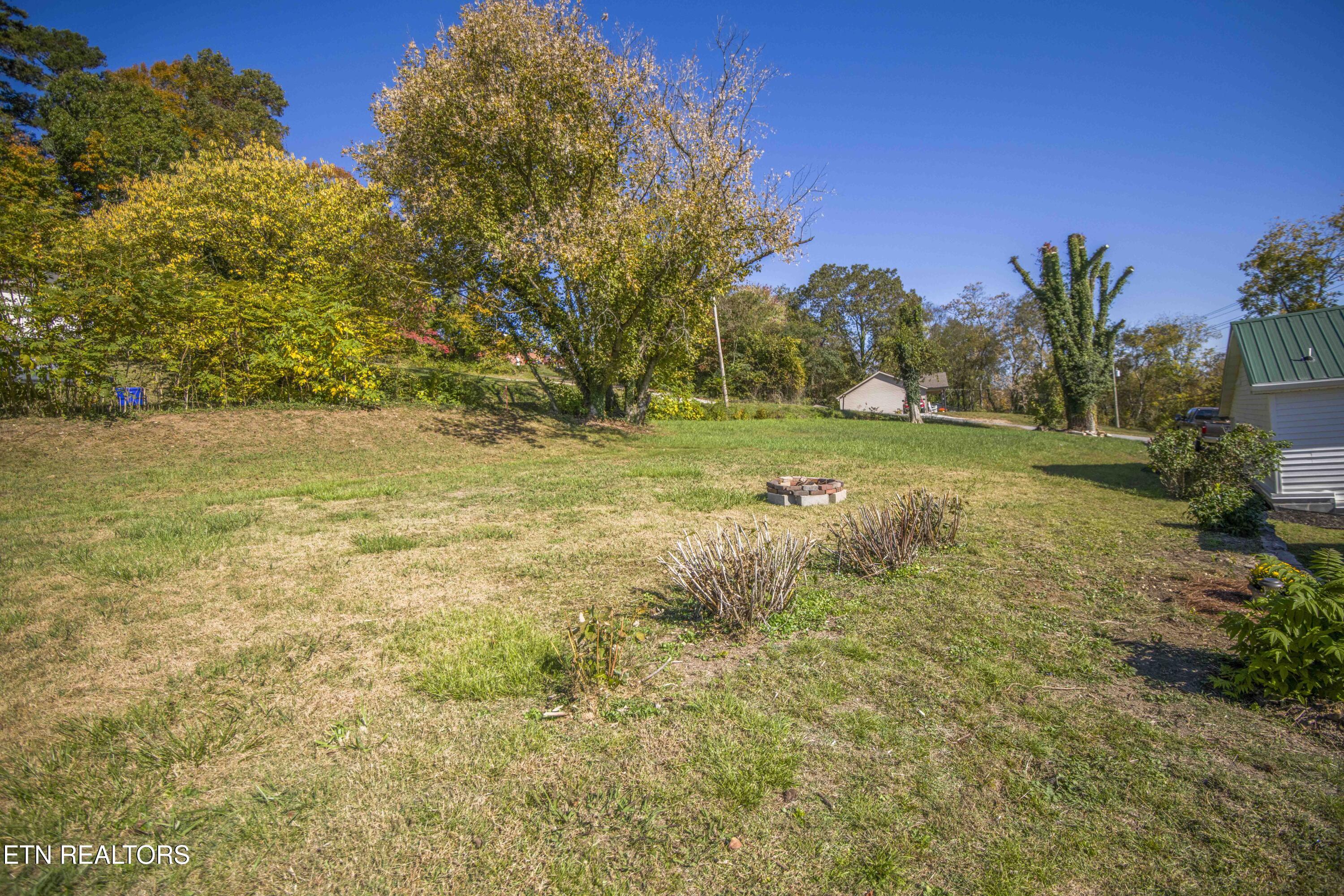 342 Marshall Street Clinton TN 37716