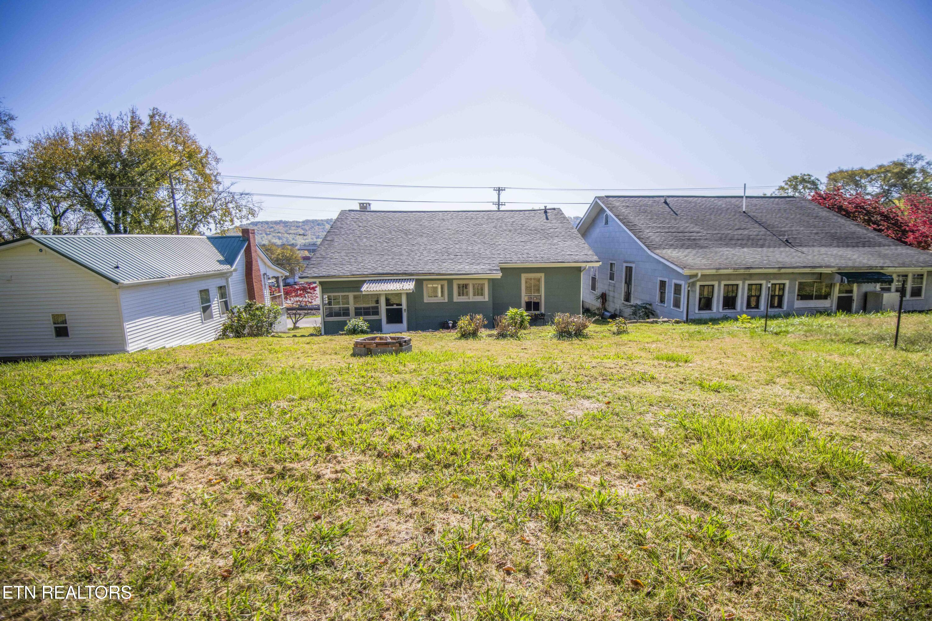 342 Marshall Street Clinton TN 37716