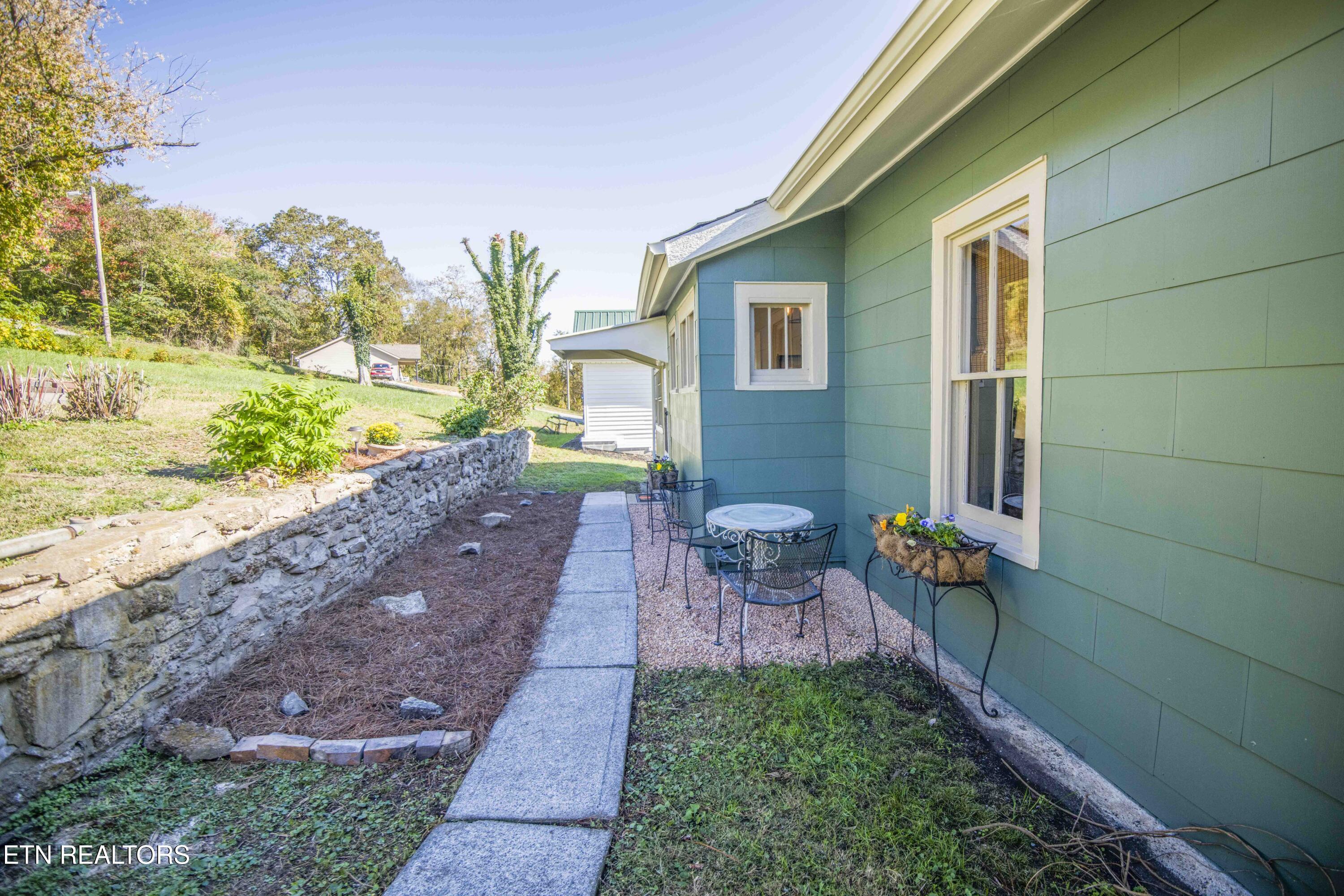 342 Marshall Street Clinton TN 37716