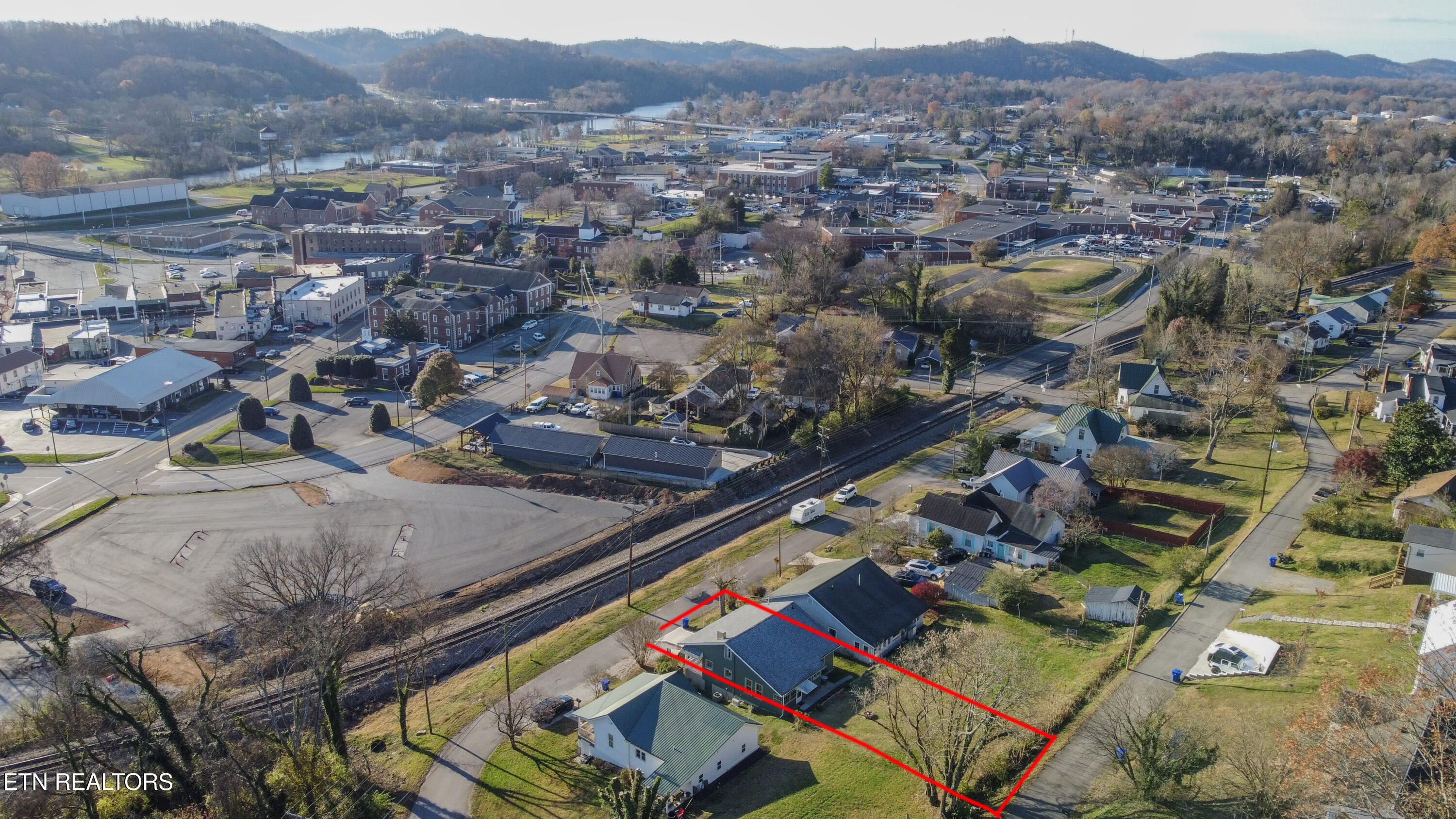 342 Marshall Street Clinton TN 37716