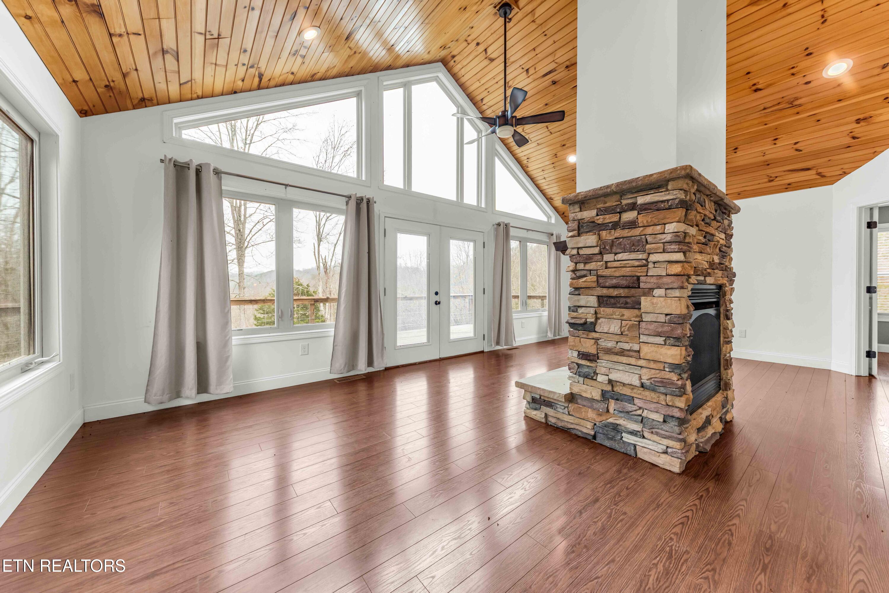 810 Mannis Road Madisonville TN 37354