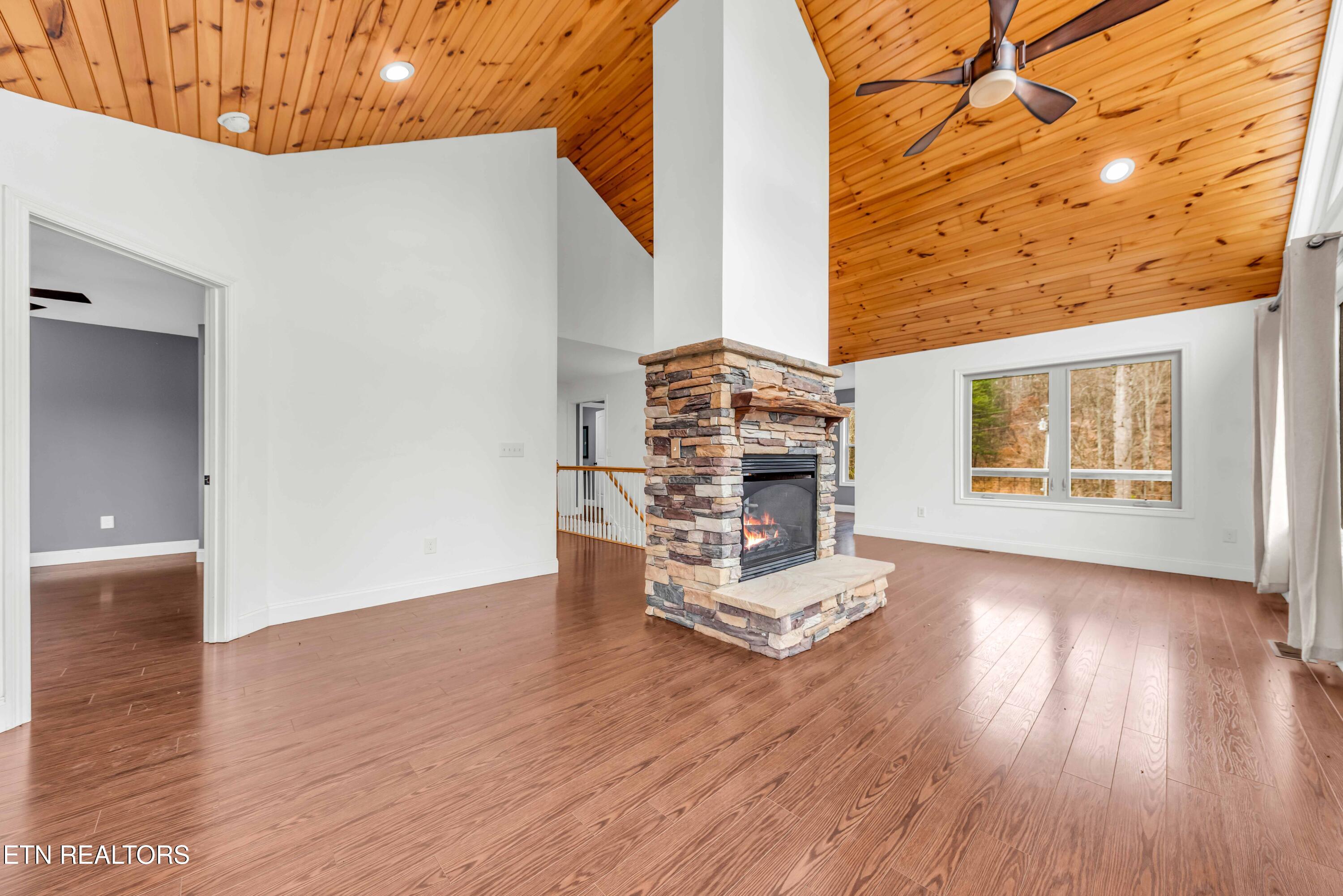 810 Mannis Road Madisonville TN 37354