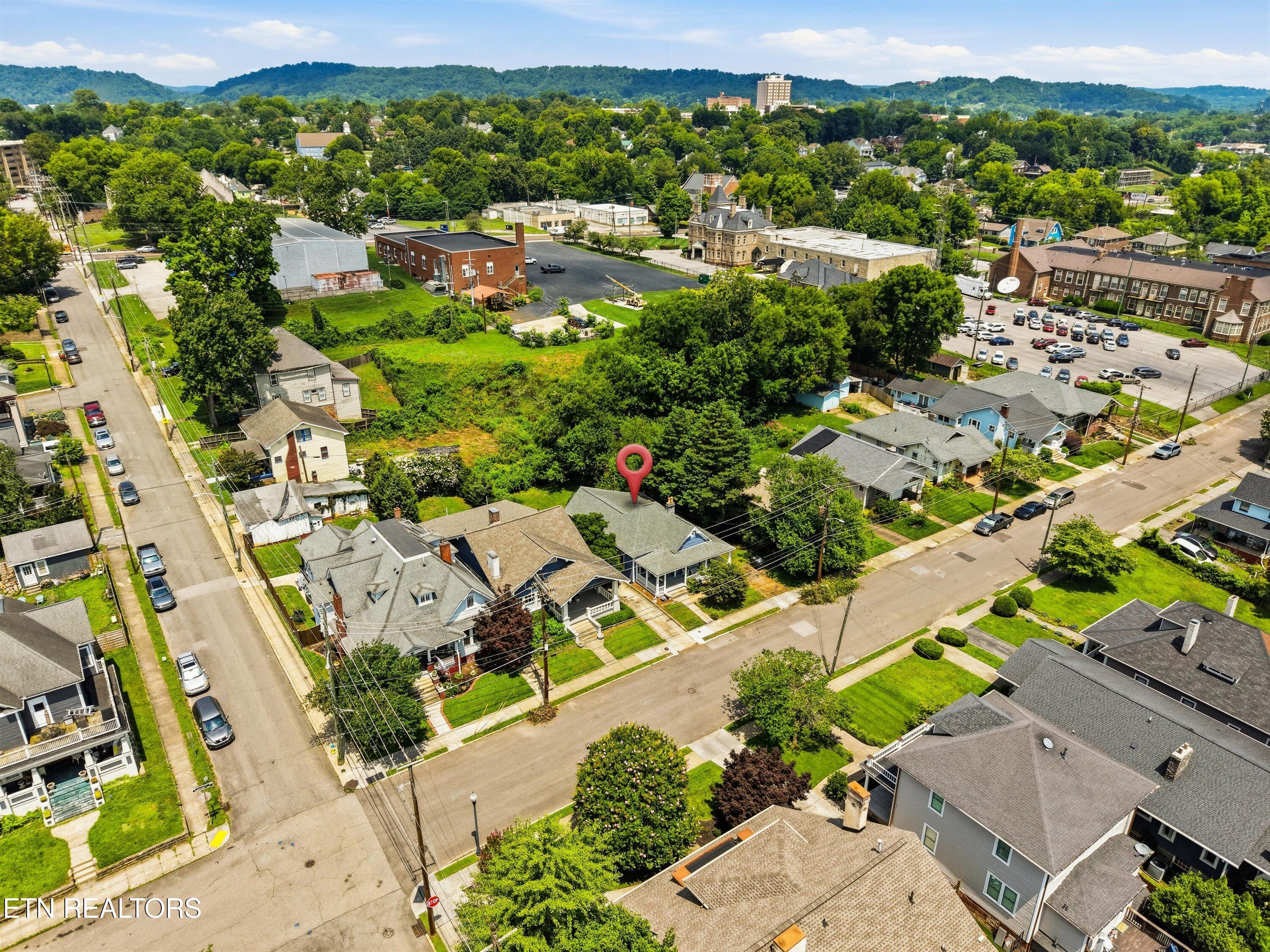 1207 Luttrell Street Knoxville TN 37917