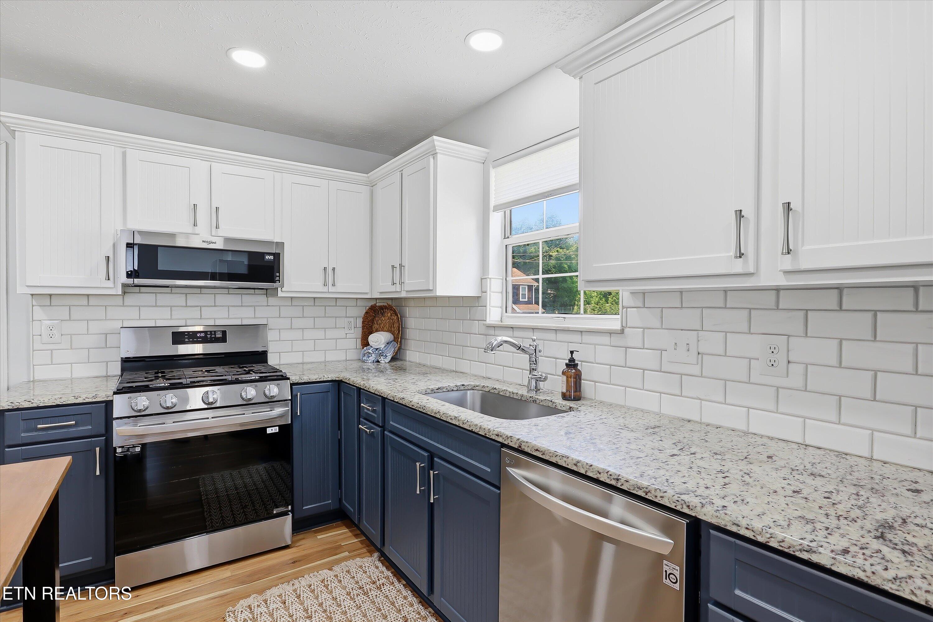 1109 Harbour Shore Drive Knoxville TN 37934
