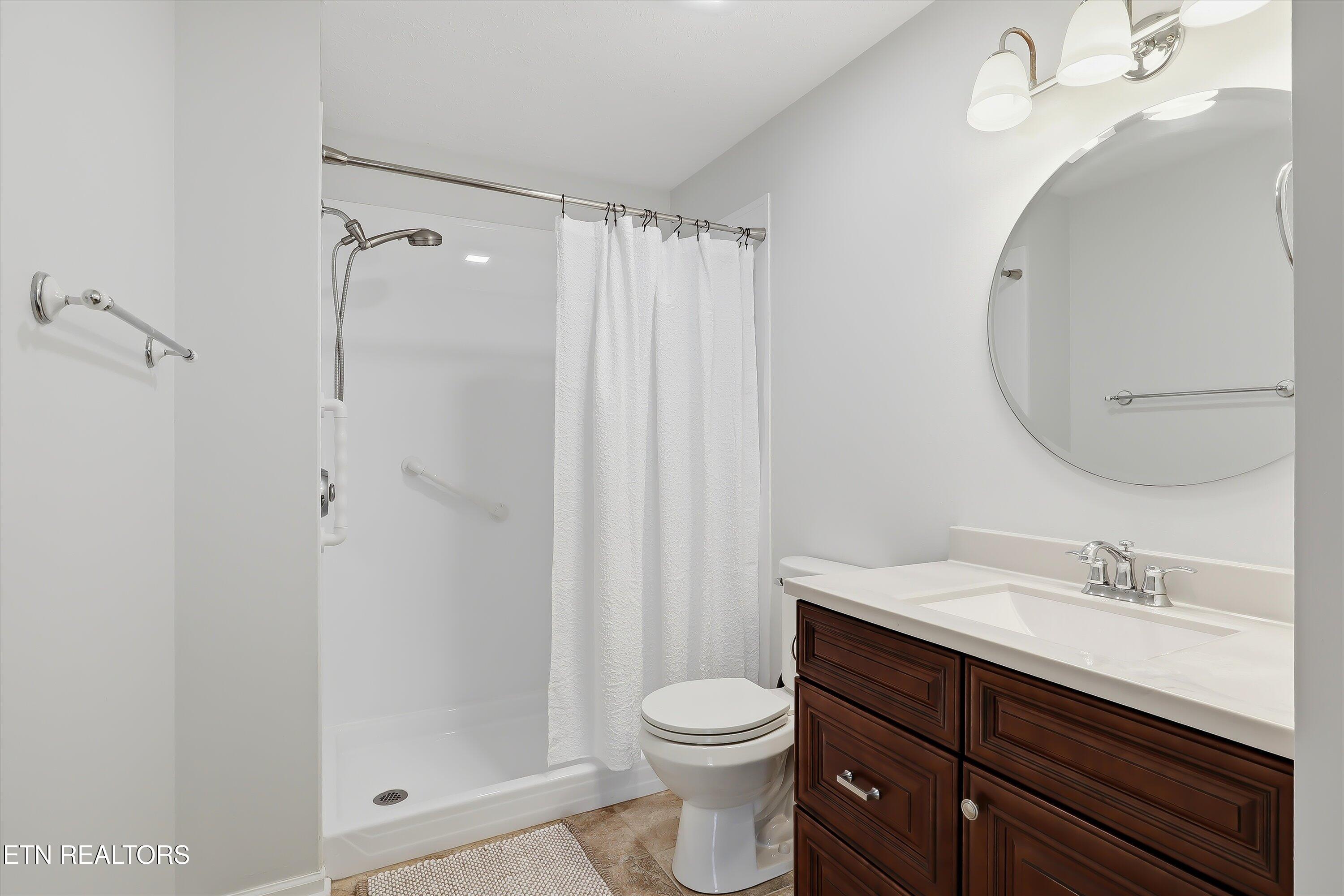 1109 Harbour Shore Drive Knoxville TN 37934