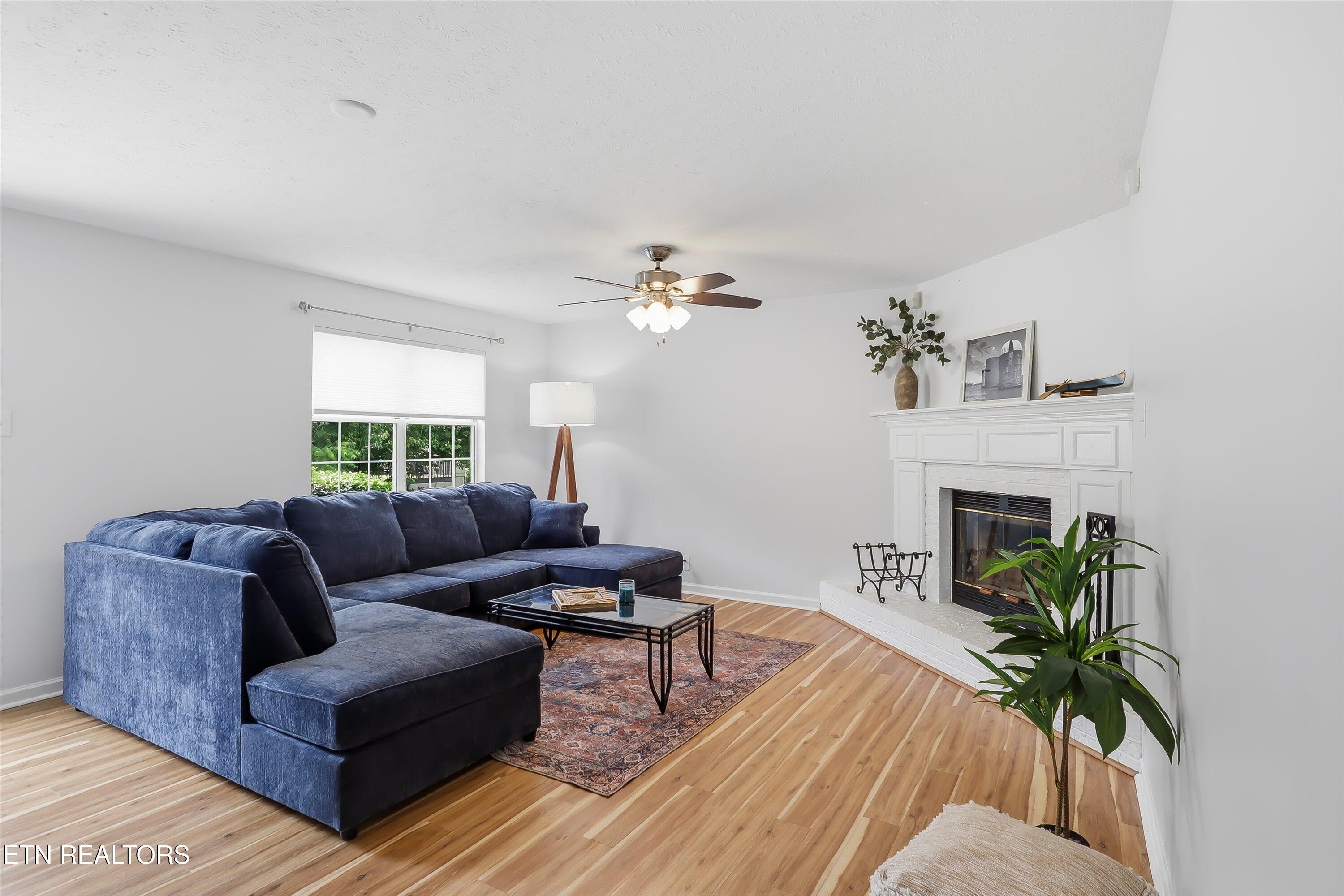 1109 Harbour Shore Drive Knoxville TN 37934