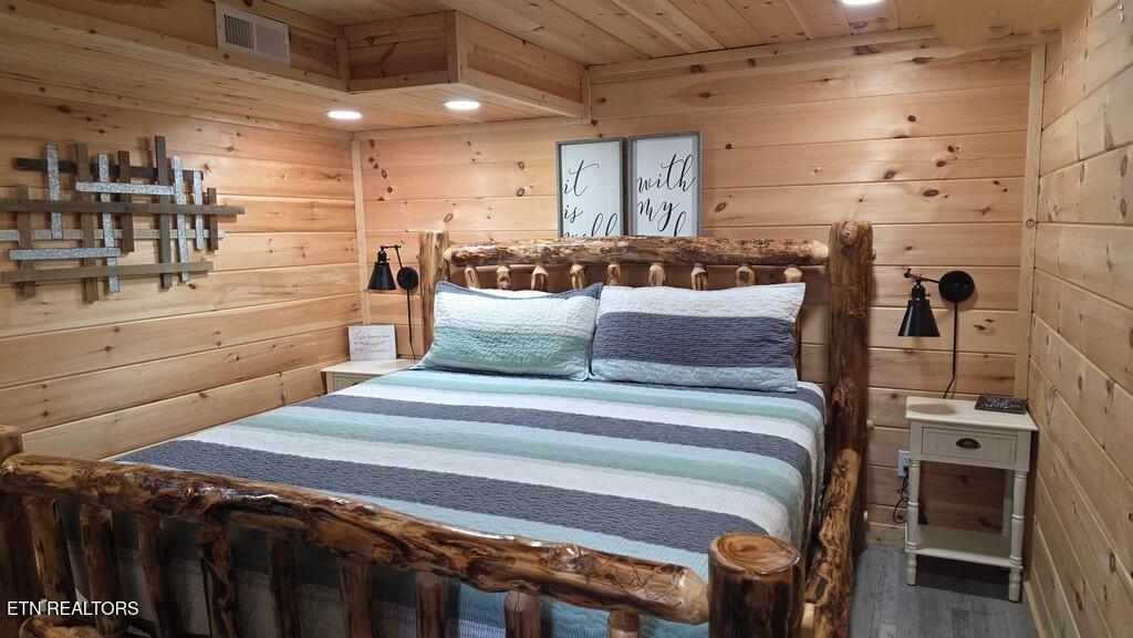 2869 Hatcher Mountain Road Sevierville TN 37862