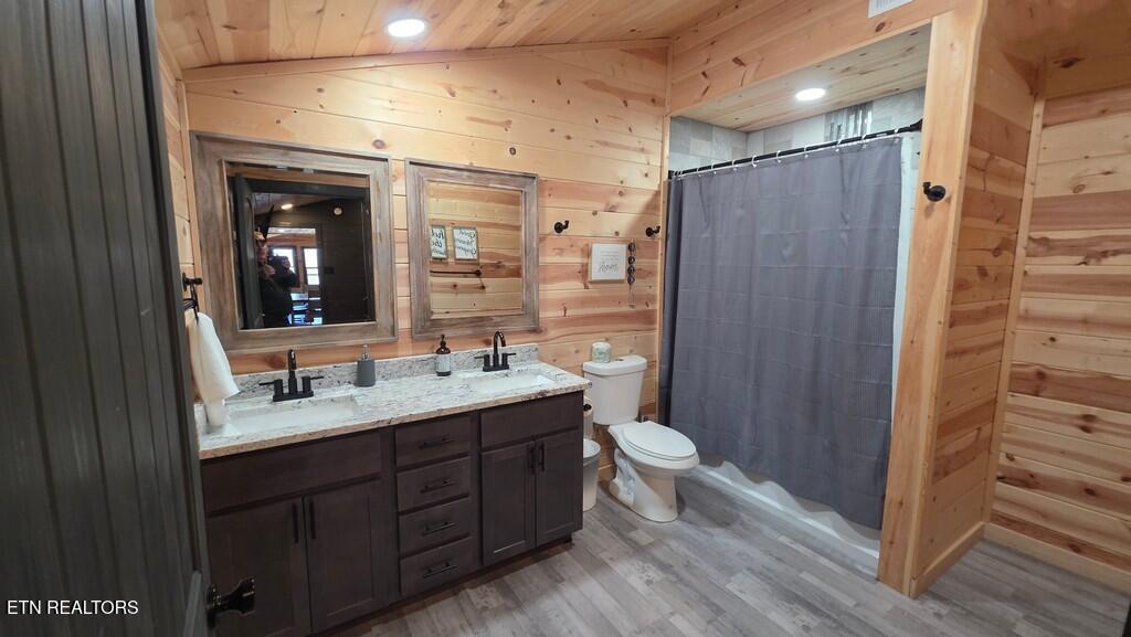2869 Hatcher Mountain Road Sevierville TN 37862