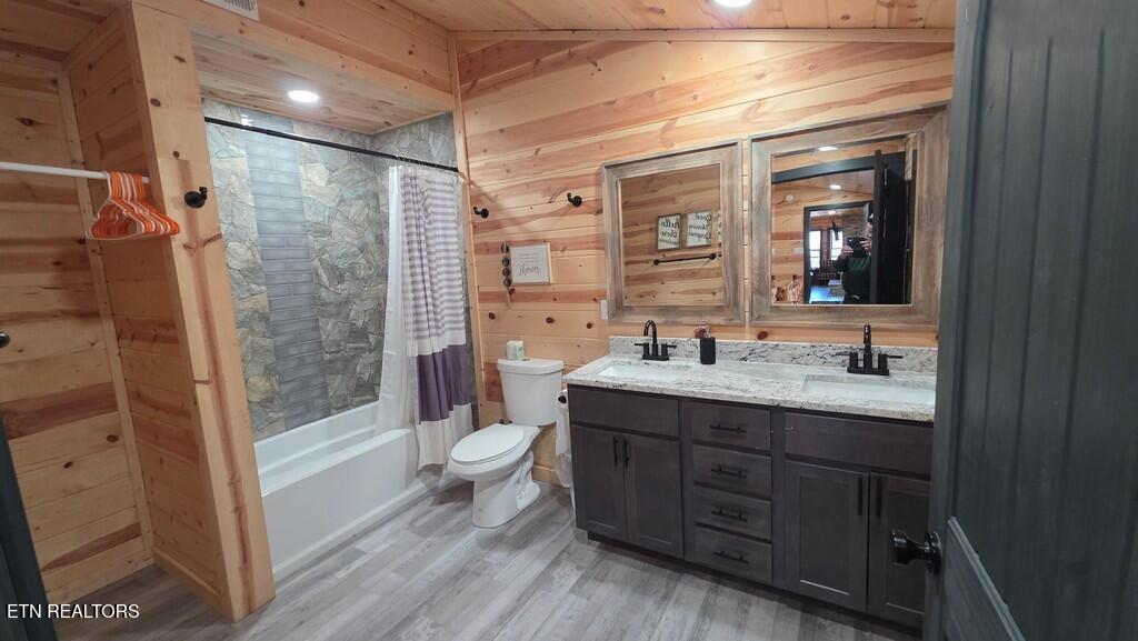 2869 Hatcher Mountain Road Sevierville TN 37862