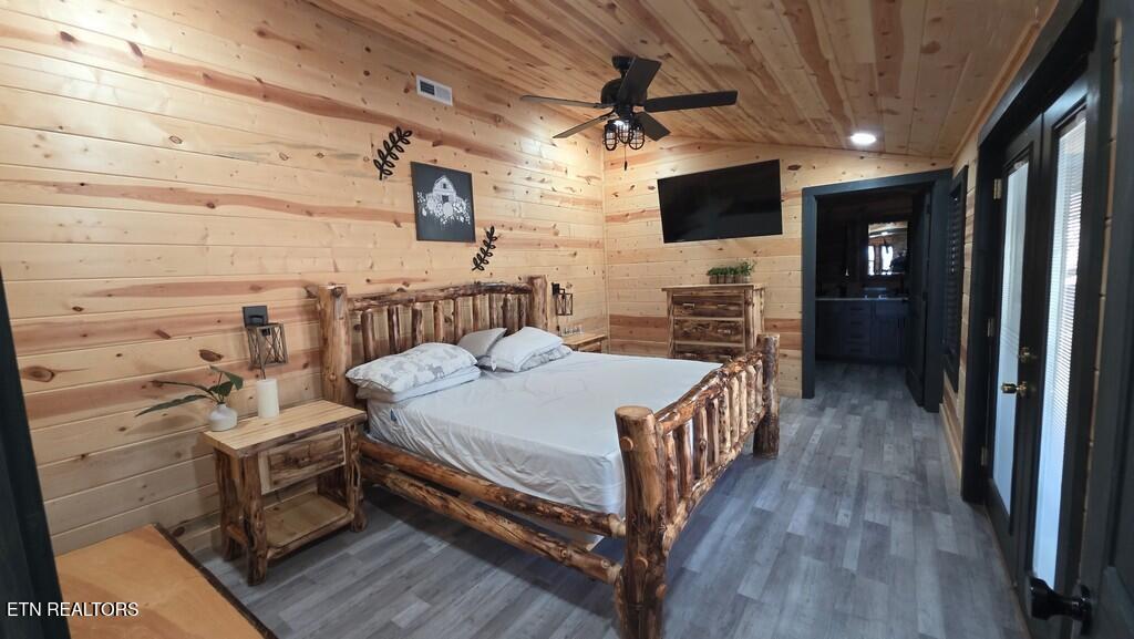 2869 Hatcher Mountain Road Sevierville TN 37862
