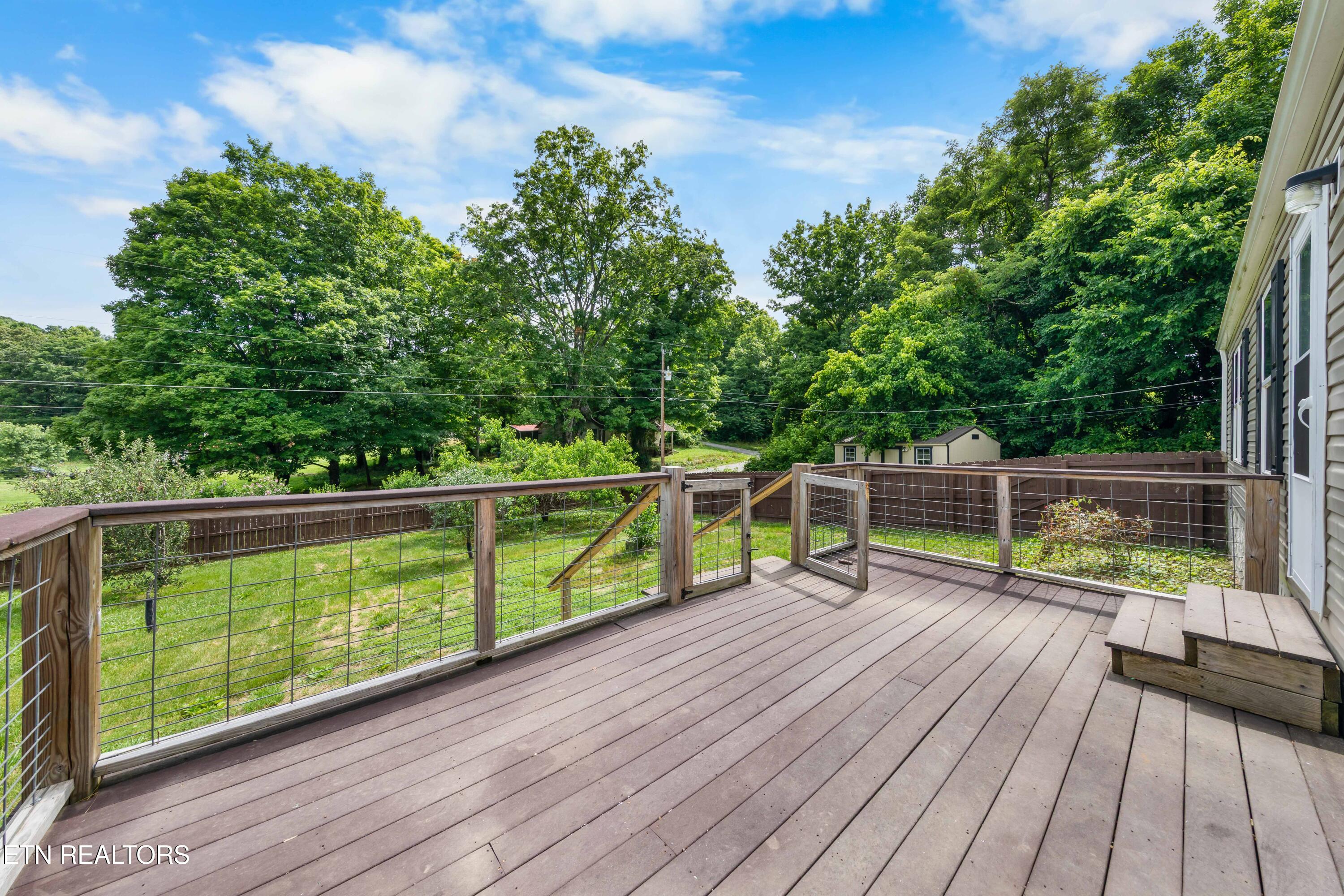 531 Harless Road Corryton TN 37721