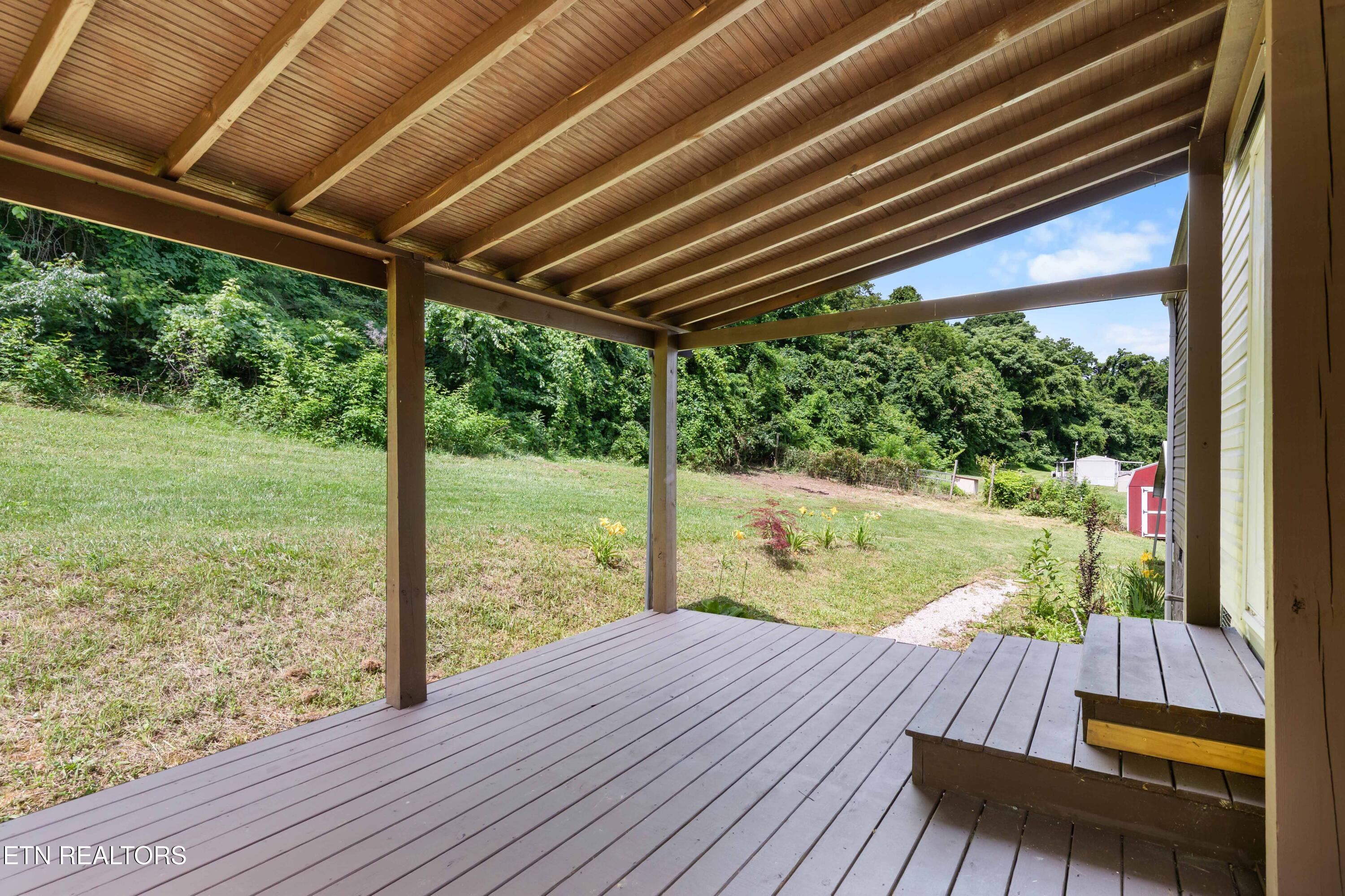 531 Harless Road Corryton TN 37721
