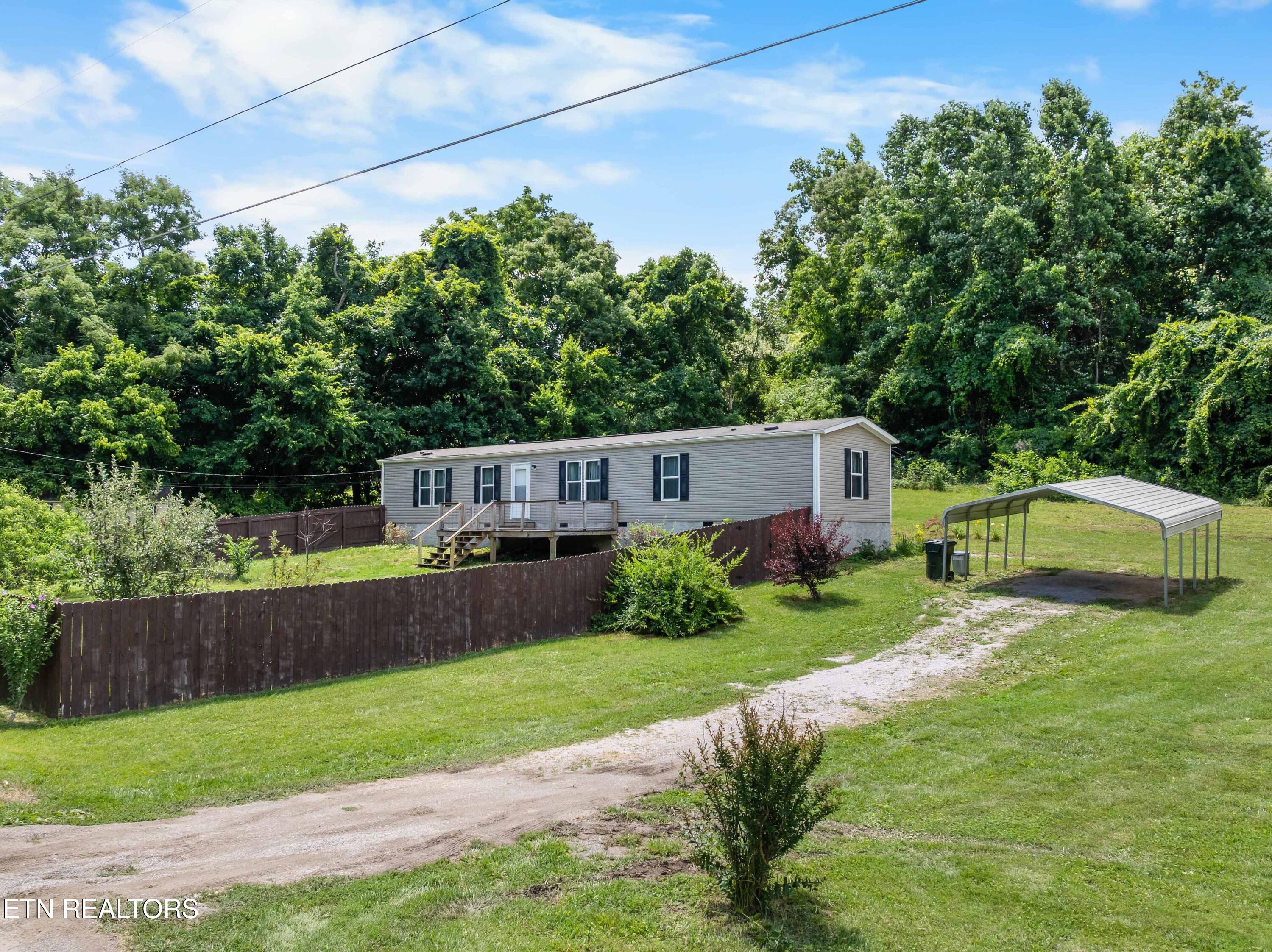 531 Harless Road Corryton TN 37721