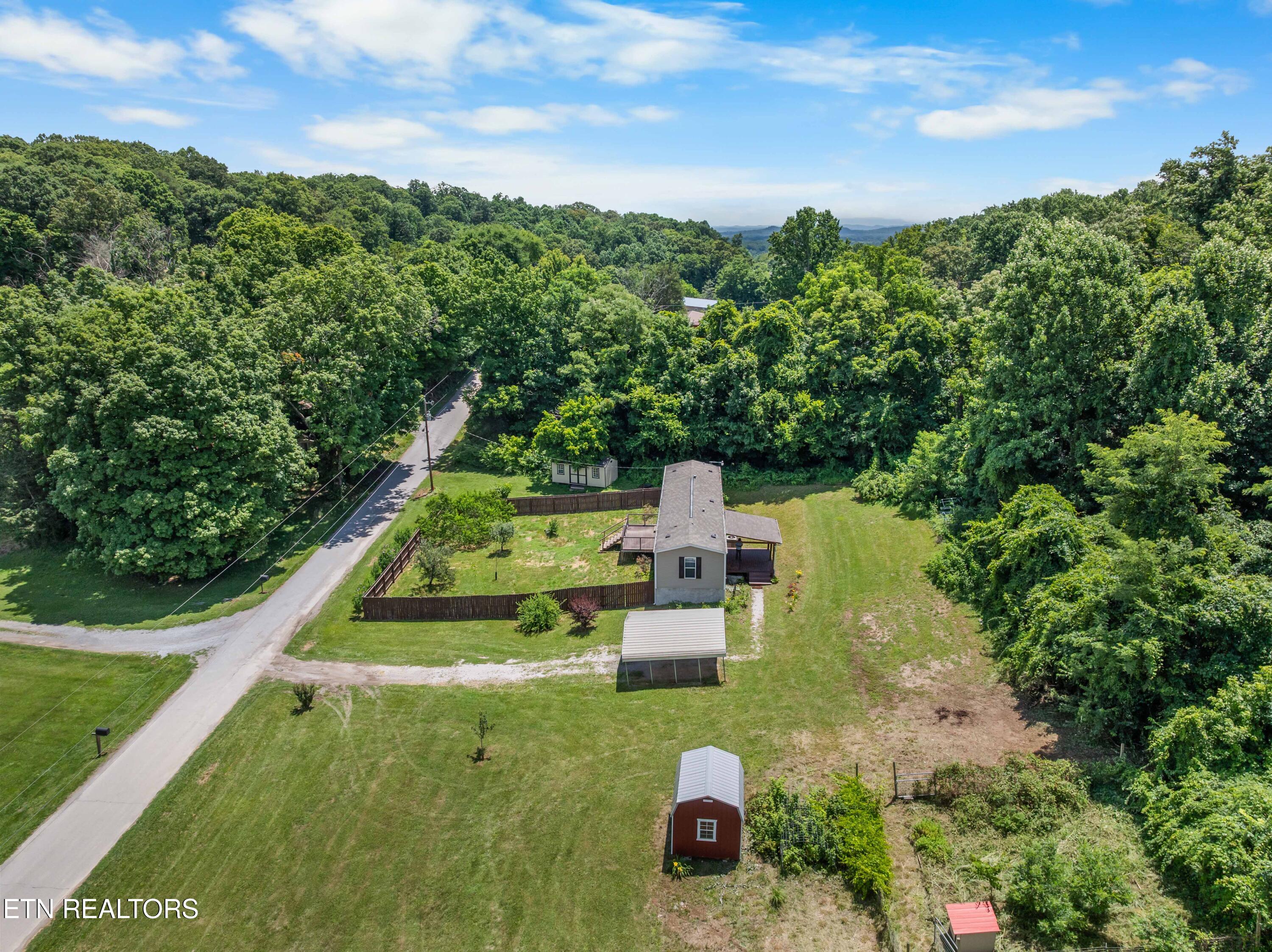 531 Harless Road Corryton TN 37721