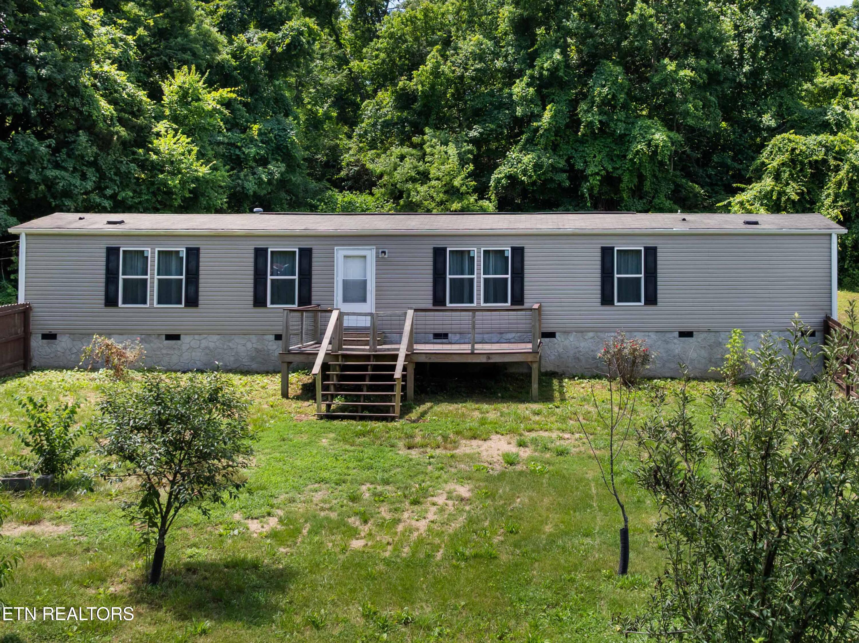 531 Harless Road Corryton TN 37721