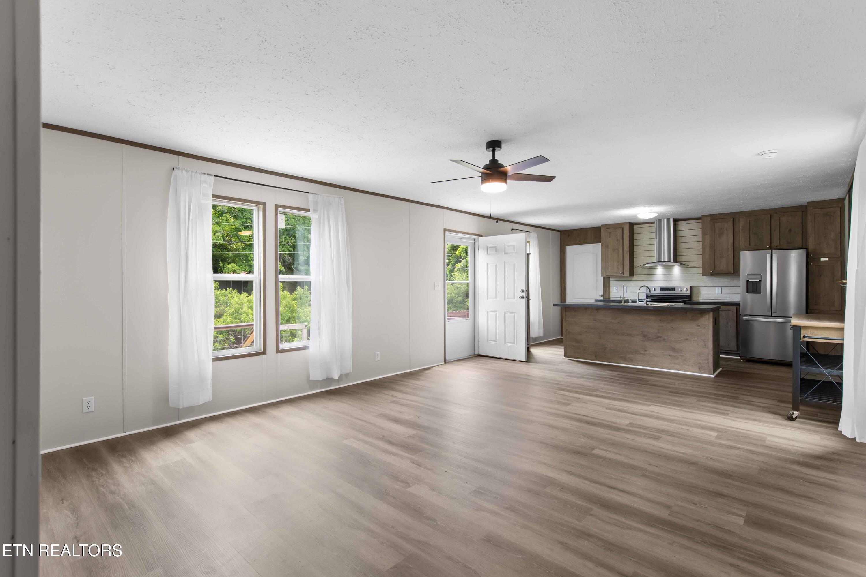 531 Harless Road Corryton TN 37721