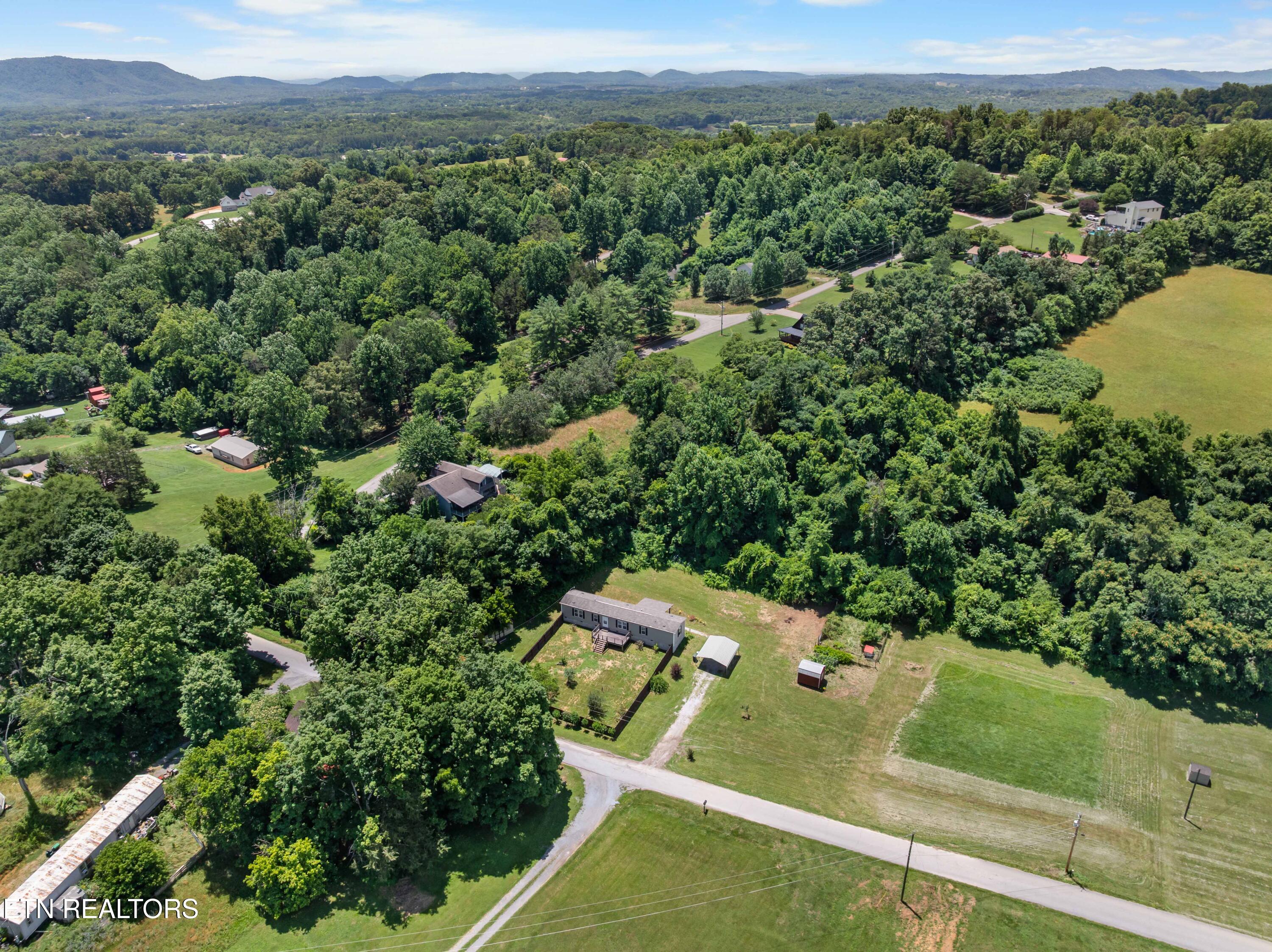 531 Harless Road Corryton TN 37721