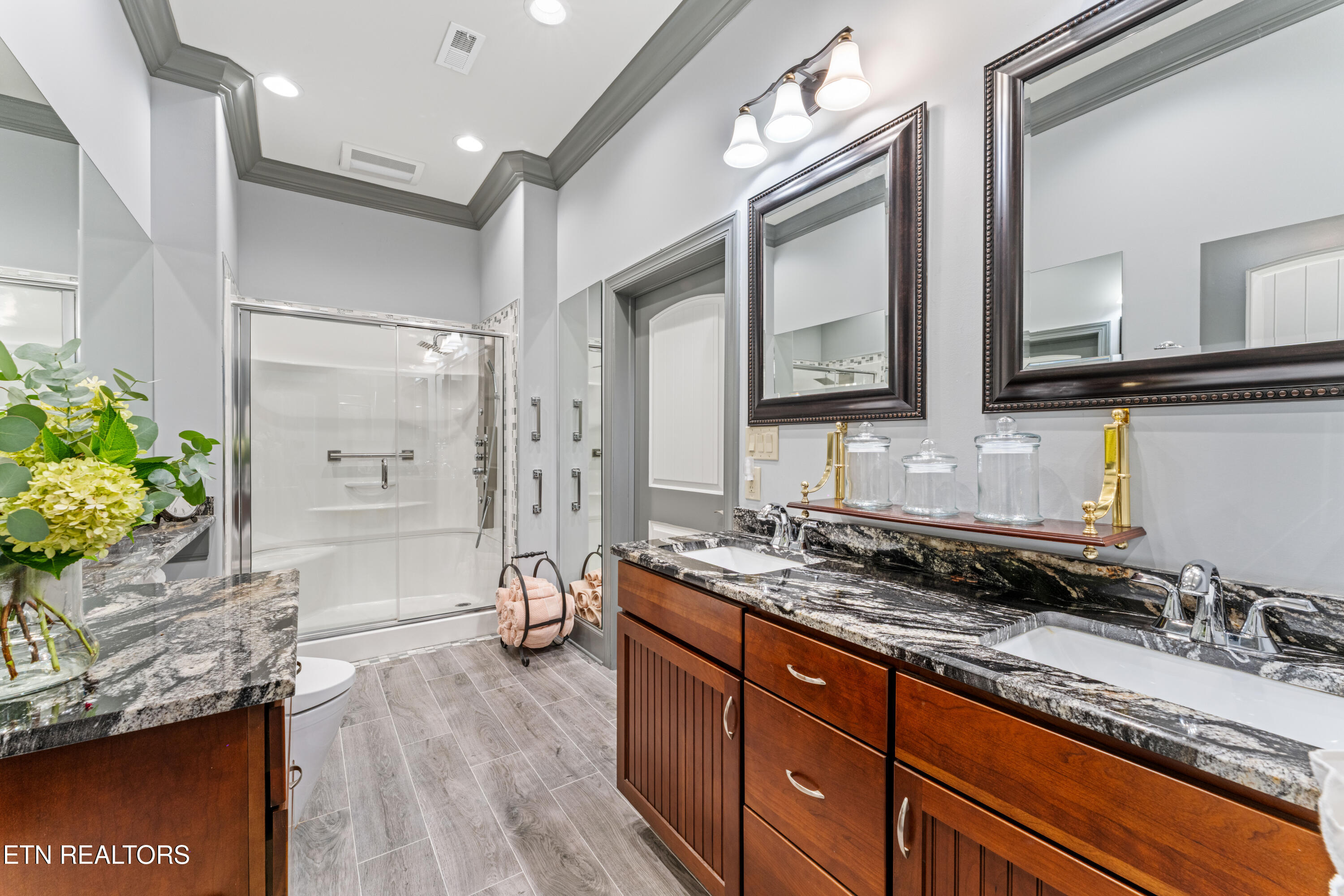 2399 Mccleary Road Sevierville TN 37876