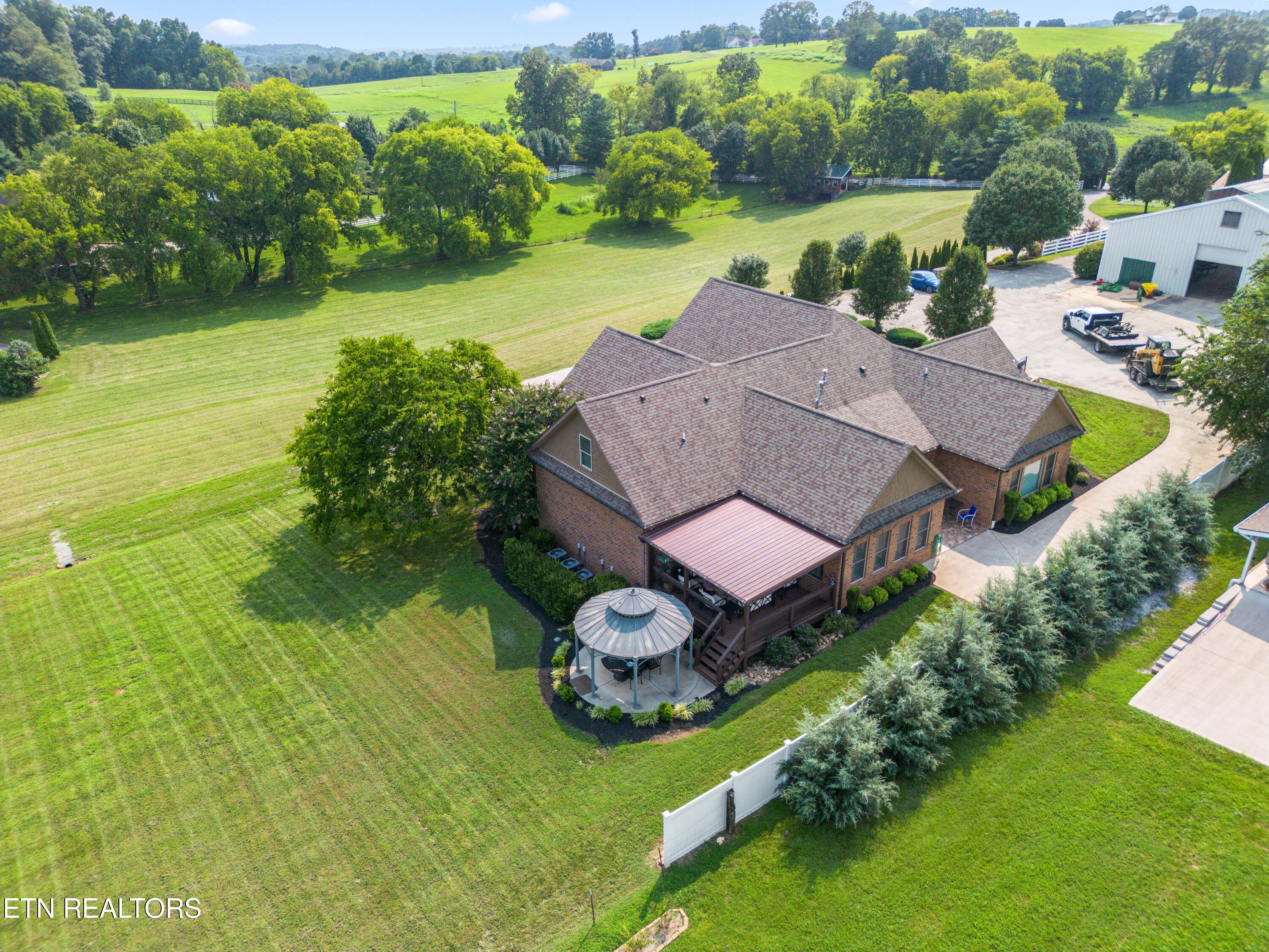 2399 Mccleary Road Sevierville TN 37876