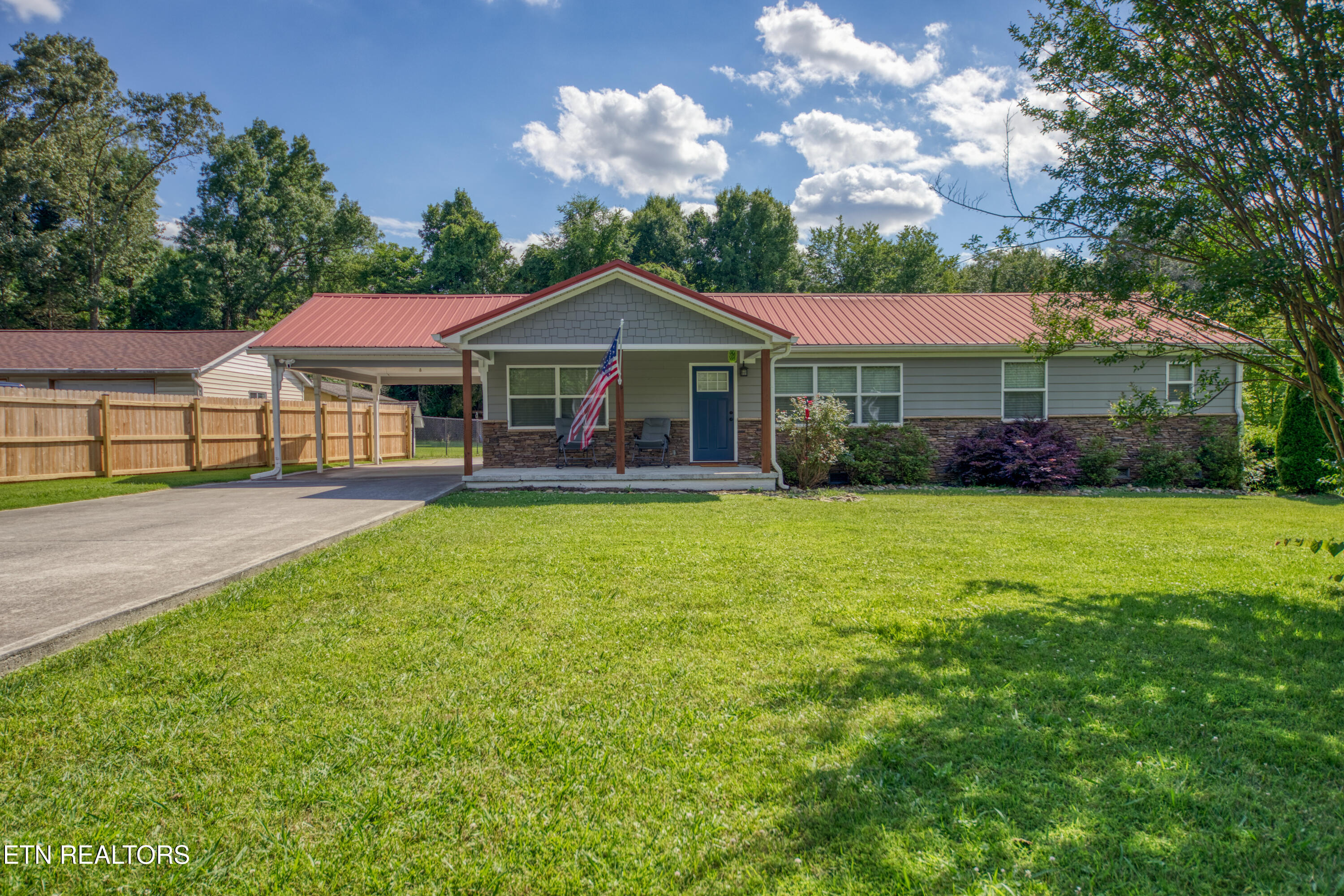 7221 Joyce Lane Powell TN 37849
