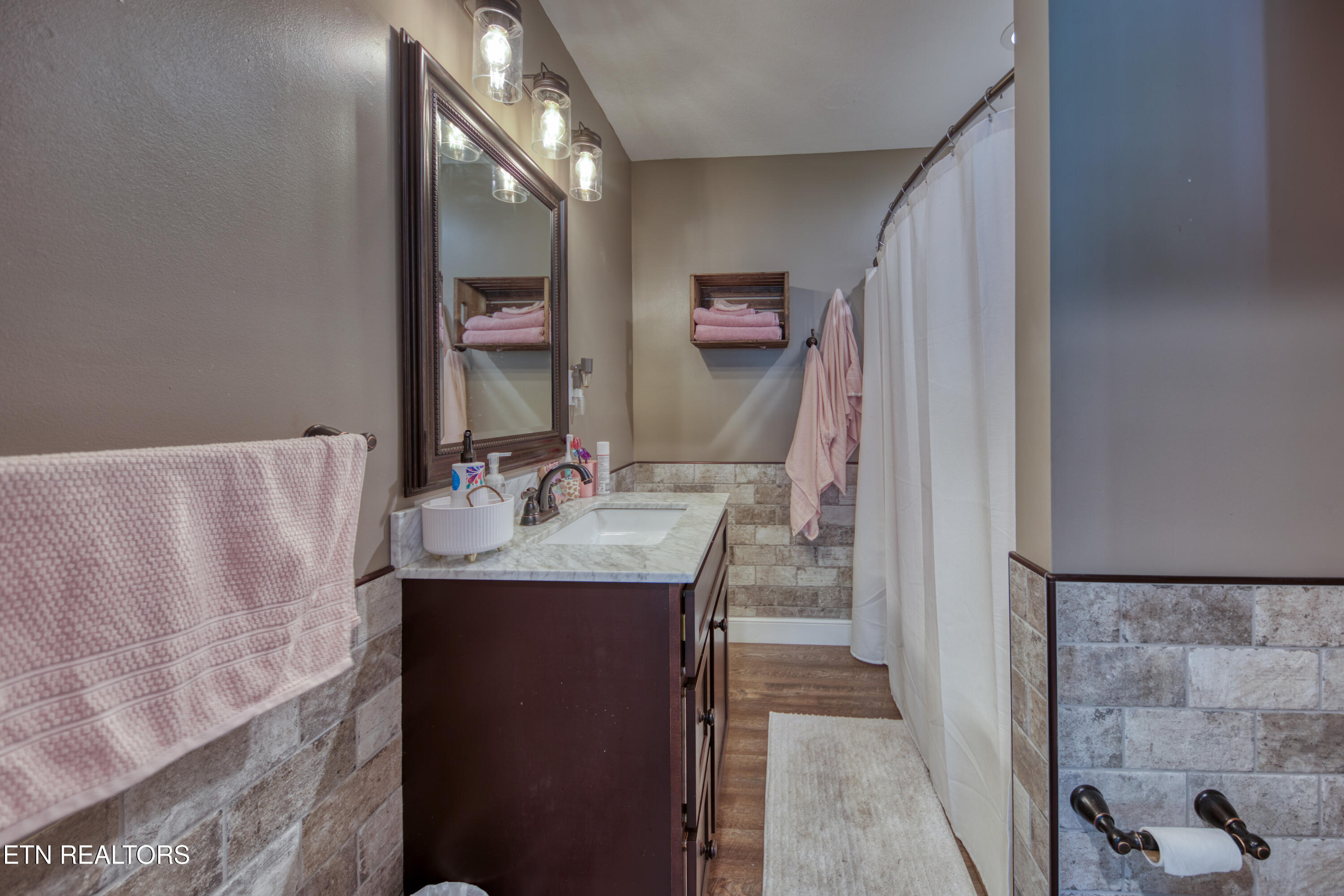 7221 Joyce Lane Powell TN 37849