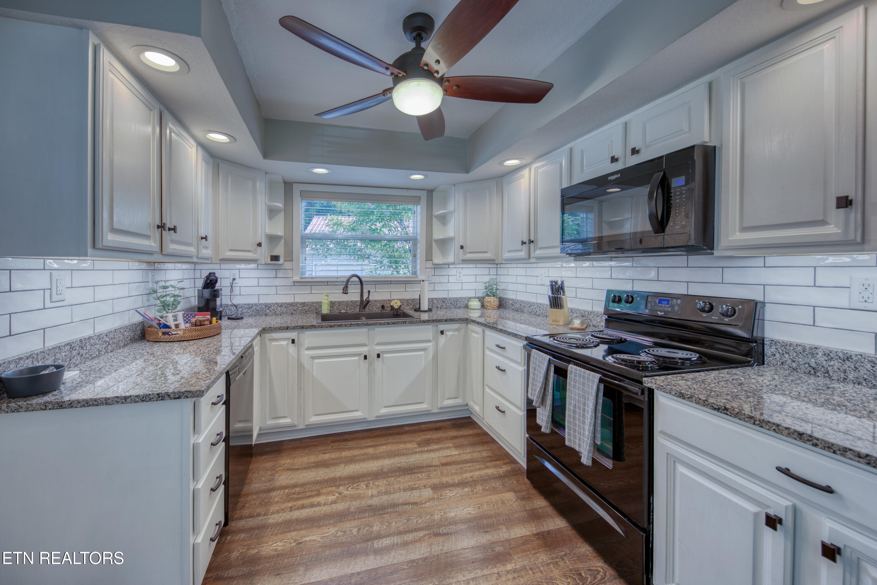 7221 Joyce Lane Powell TN 37849