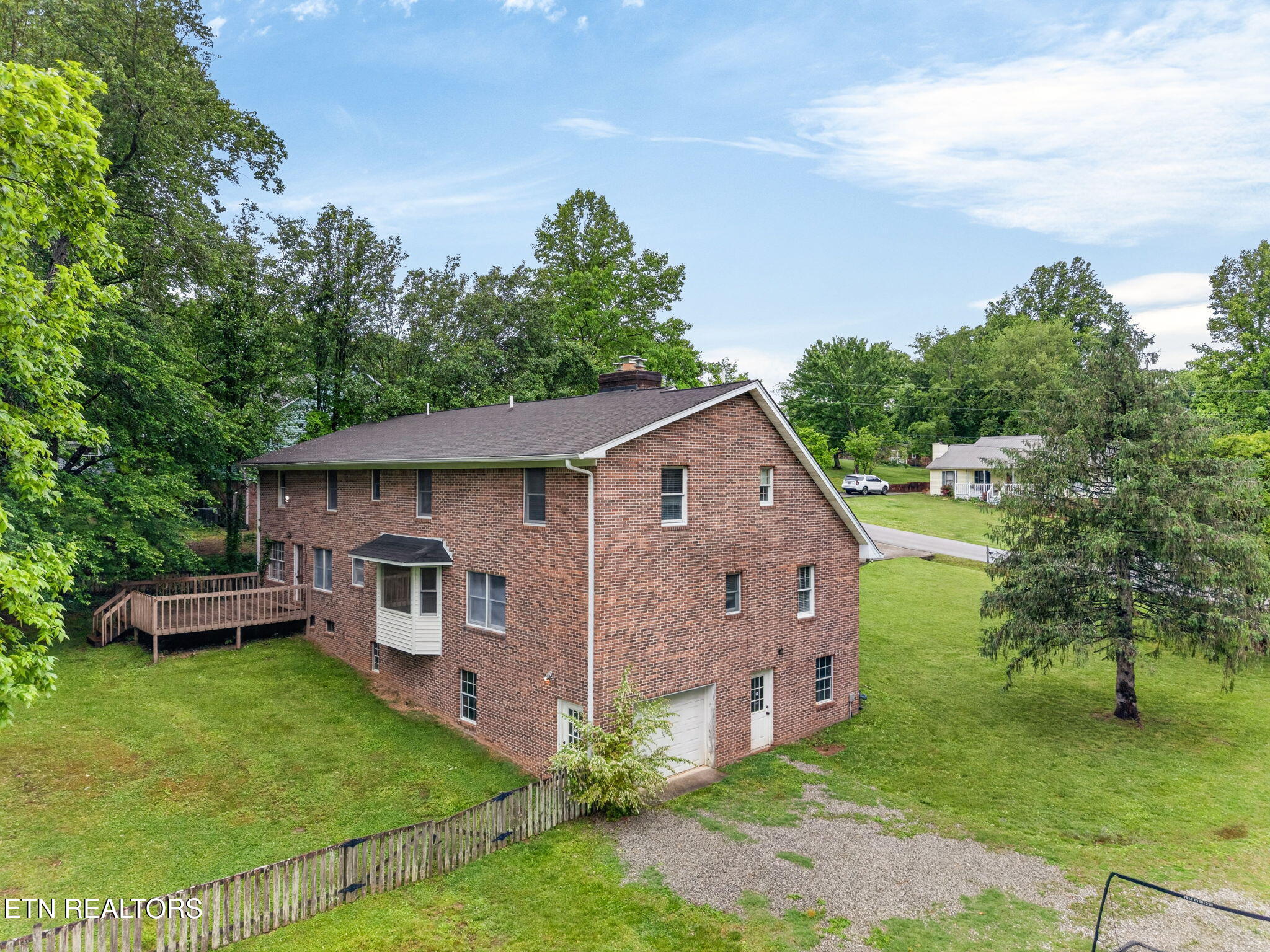 866 Pen Oak Drive Cookeville TN 38501