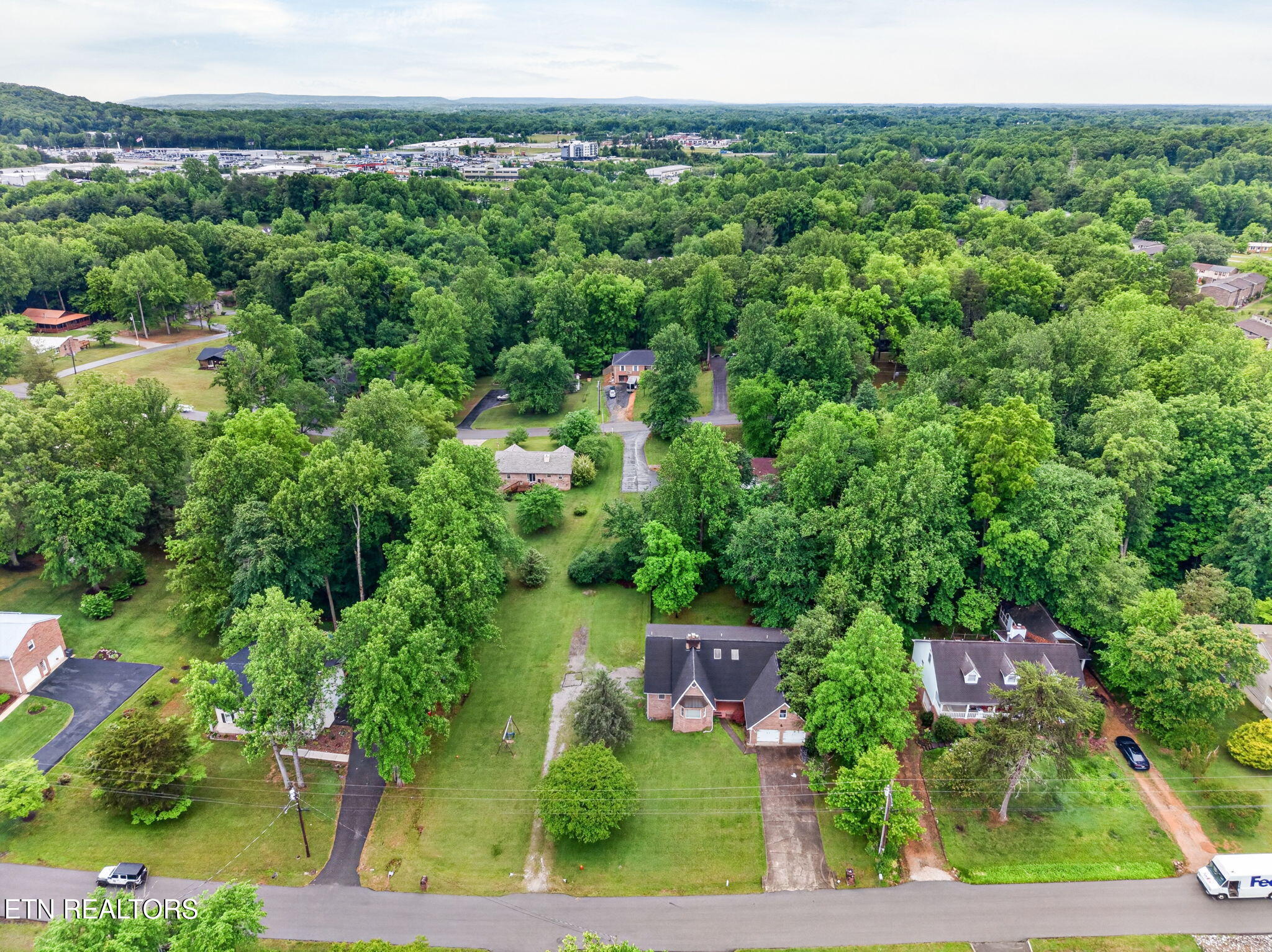 866 Pen Oak Drive Cookeville TN 38501