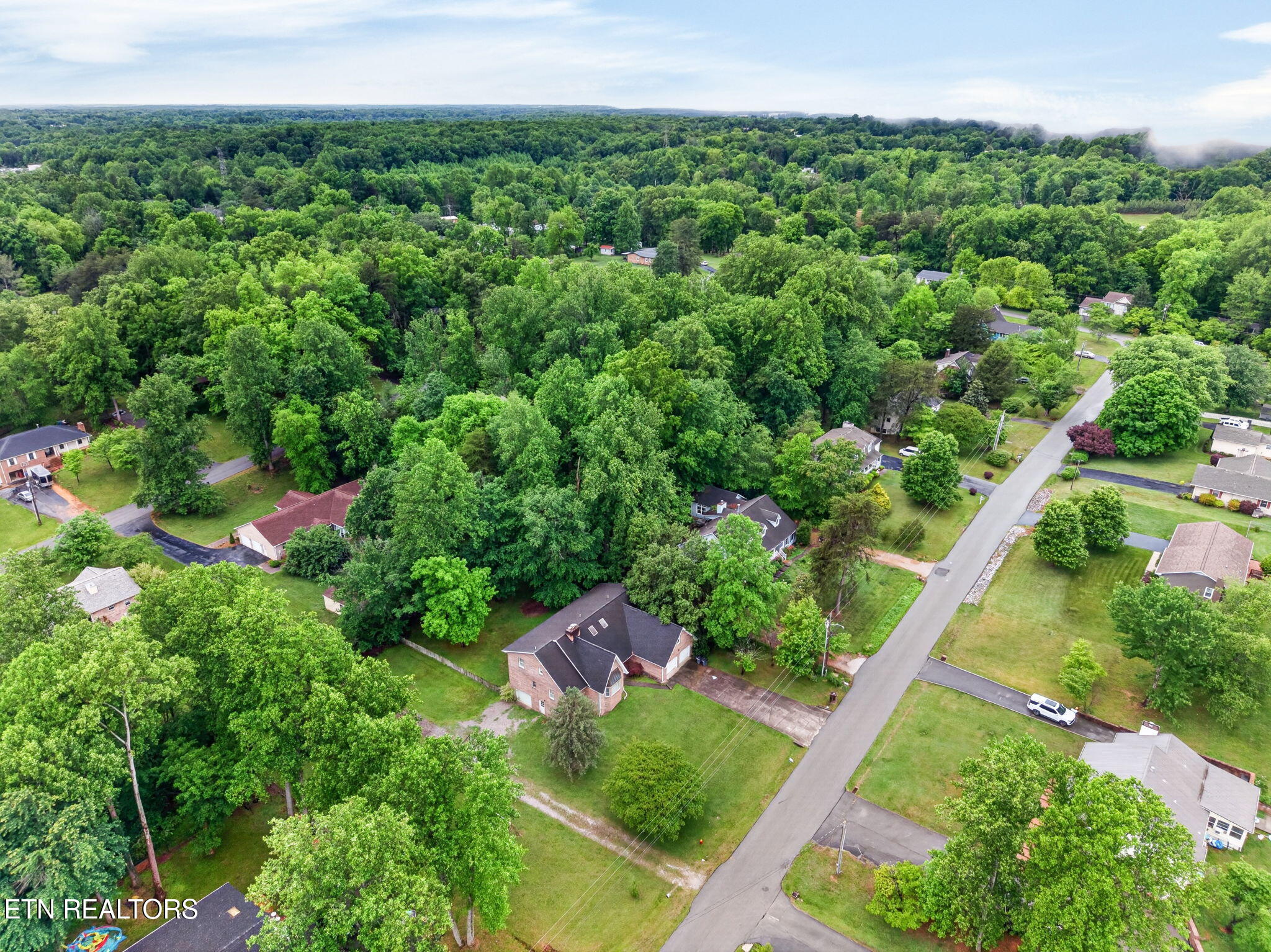 866 Pen Oak Drive Cookeville TN 38501