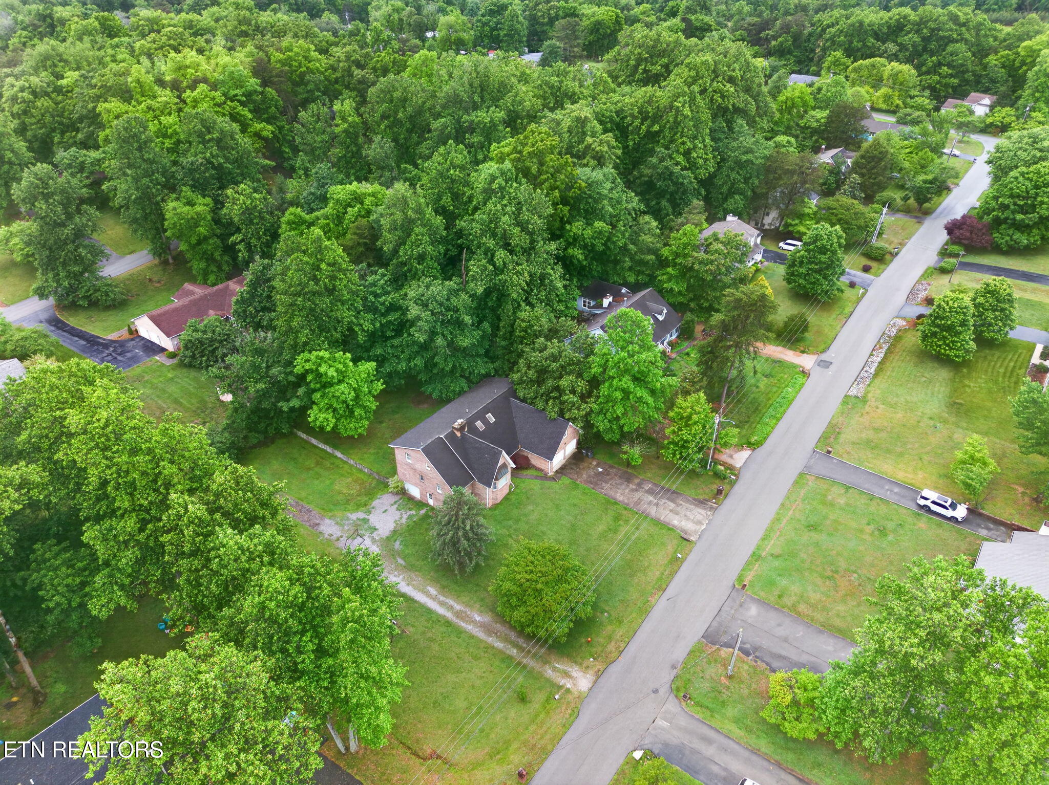 866 Pen Oak Drive Cookeville TN 38501