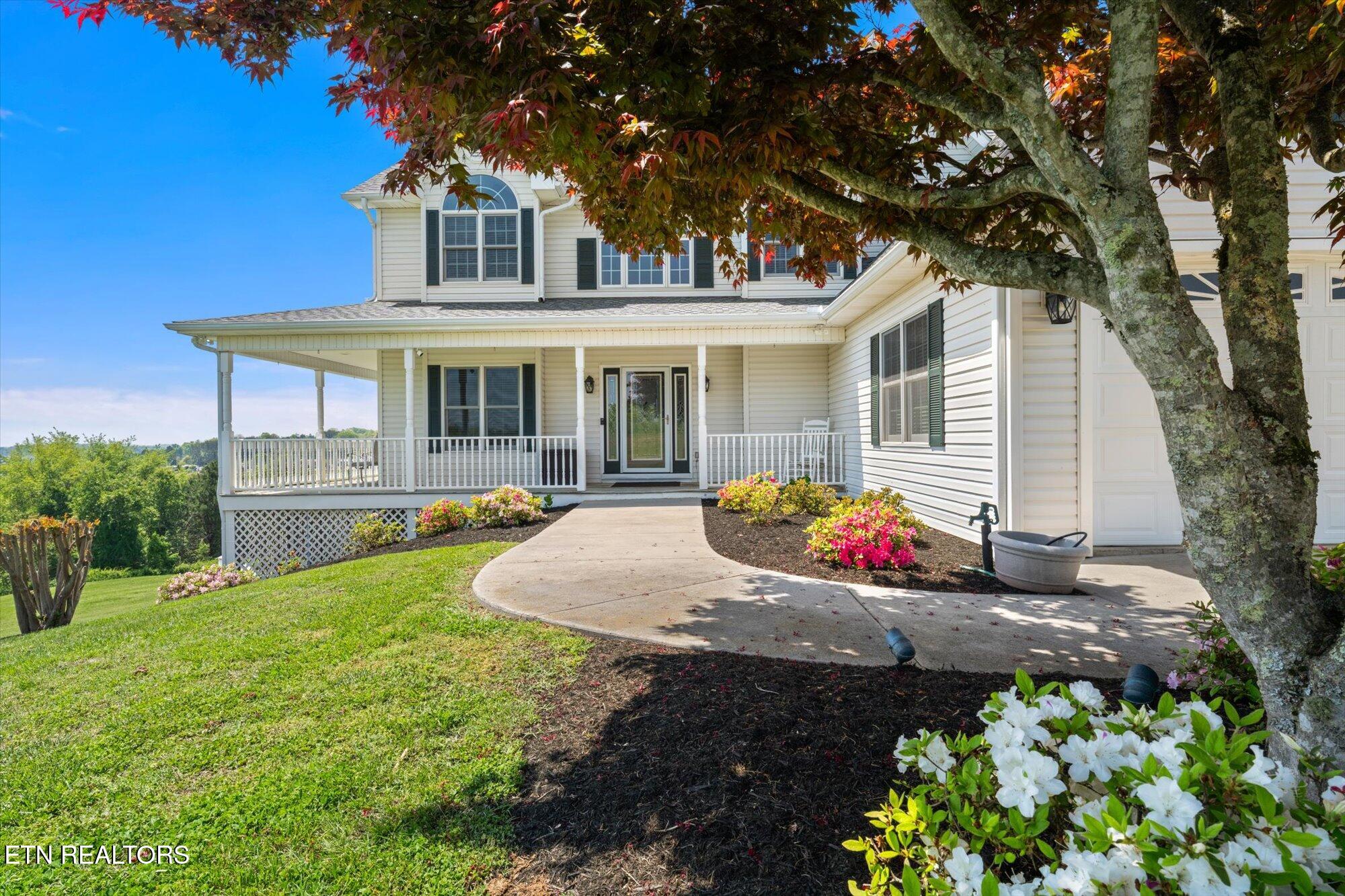 825 Pinnacle Drive Dandridge TN 37725