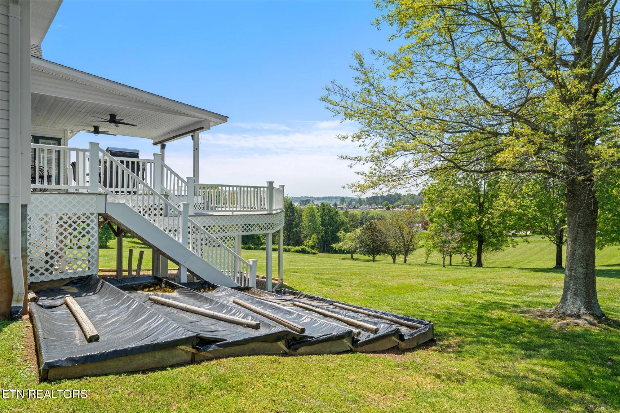 825 Pinnacle Drive Dandridge TN 37725