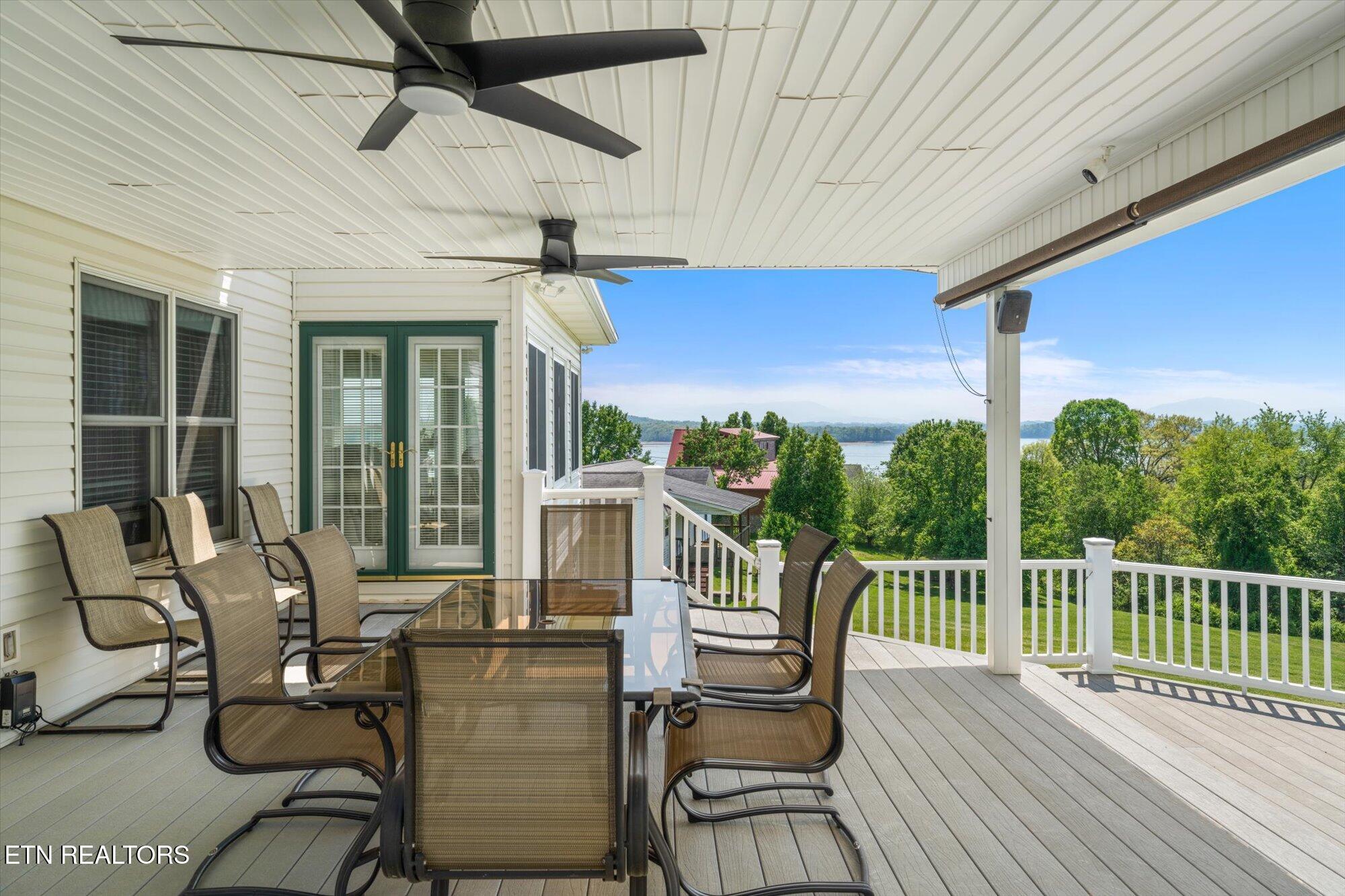 825 Pinnacle Drive Dandridge TN 37725