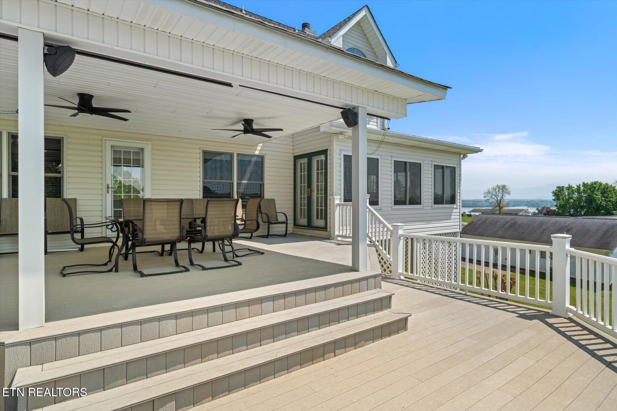 825 Pinnacle Drive Dandridge TN 37725