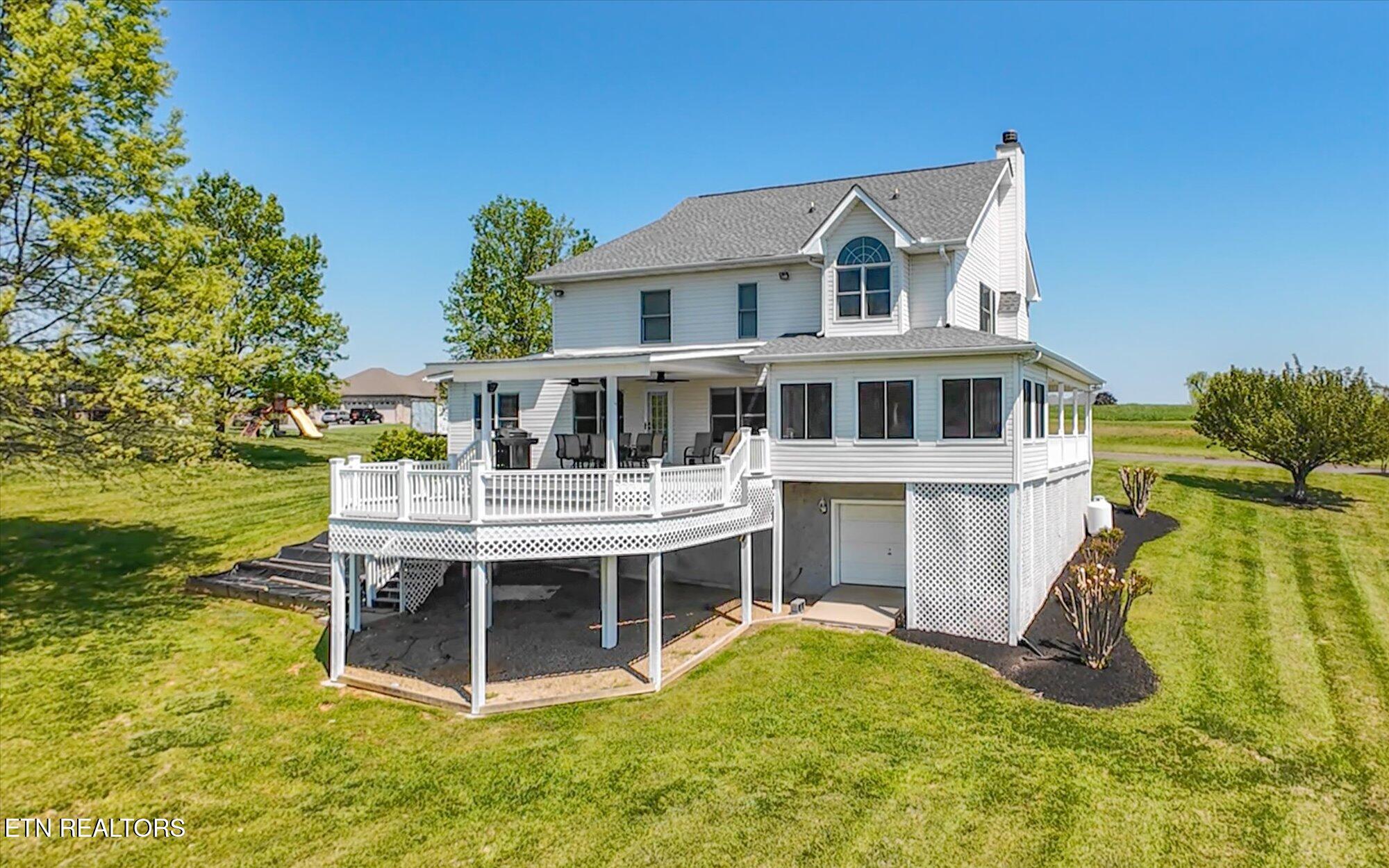 825 Pinnacle Drive Dandridge TN 37725