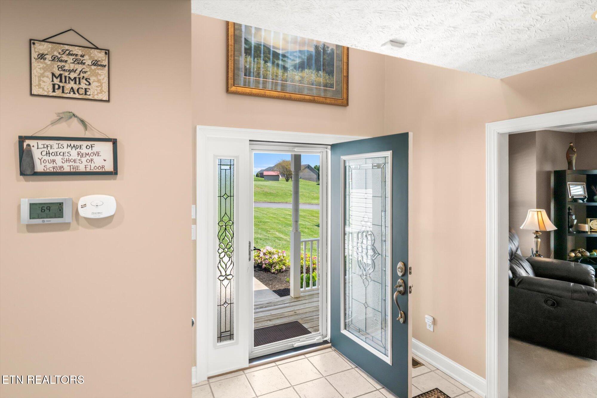 825 Pinnacle Drive Dandridge TN 37725