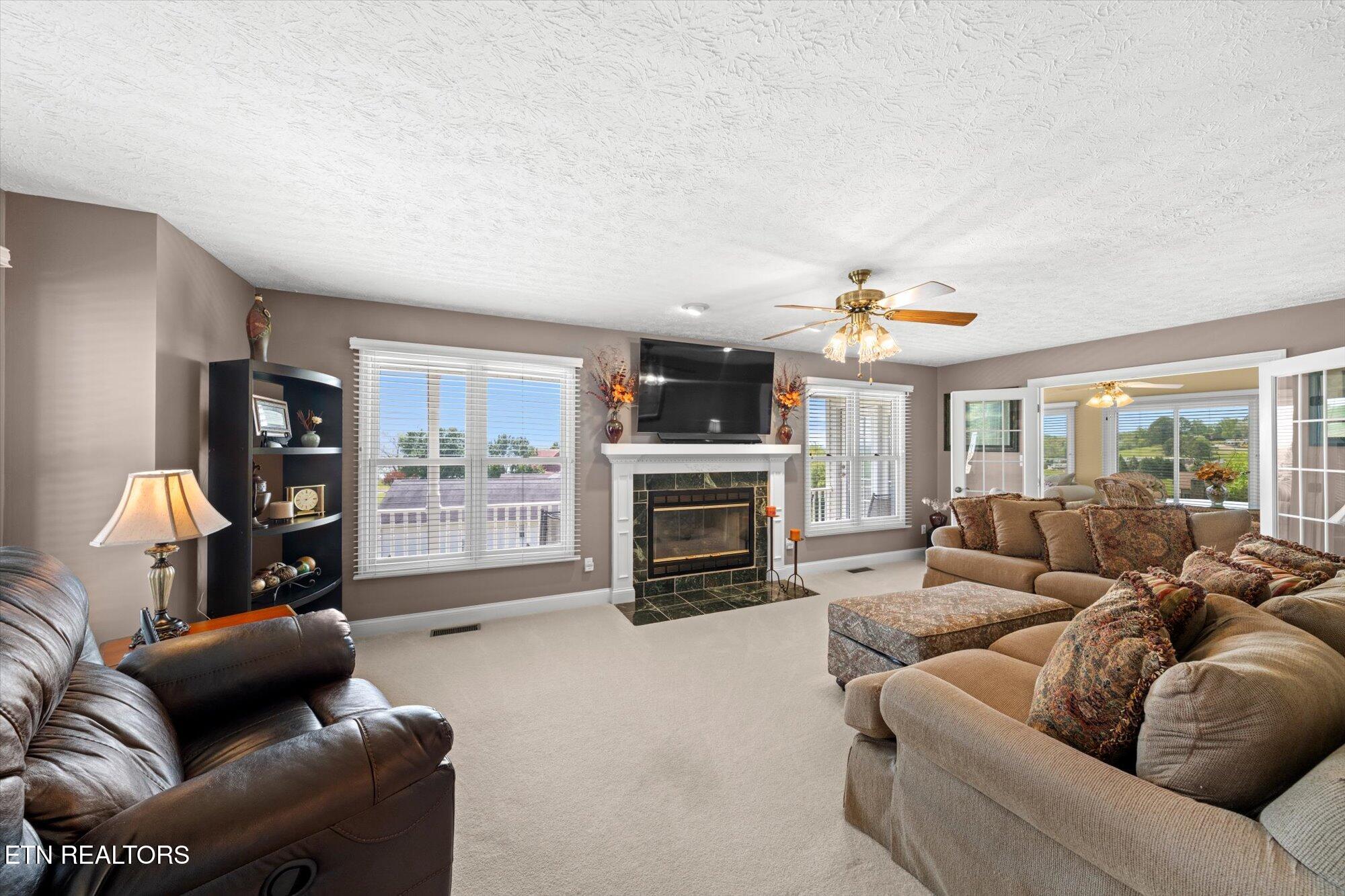 825 Pinnacle Drive Dandridge TN 37725