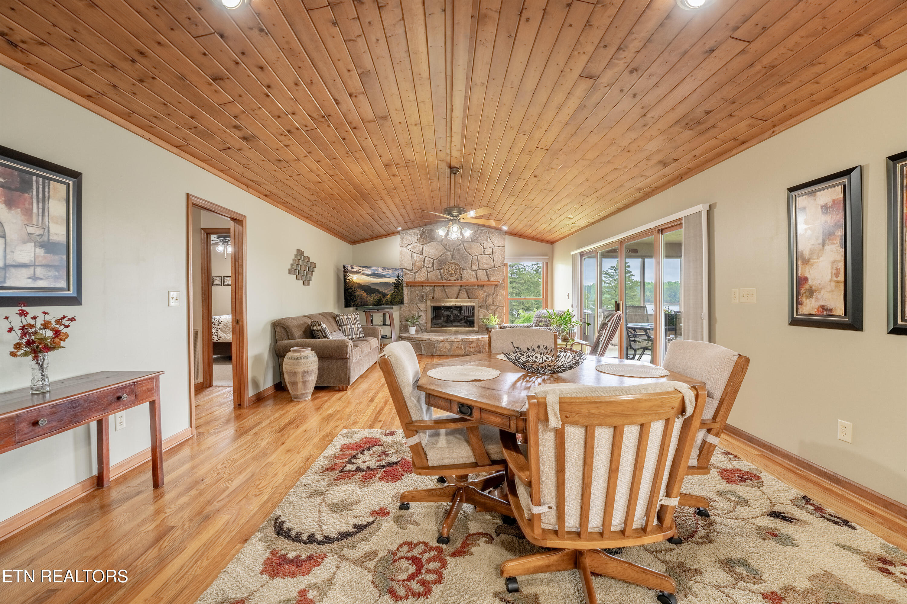 326 Chamberlain Cove Road Kingston TN 37763