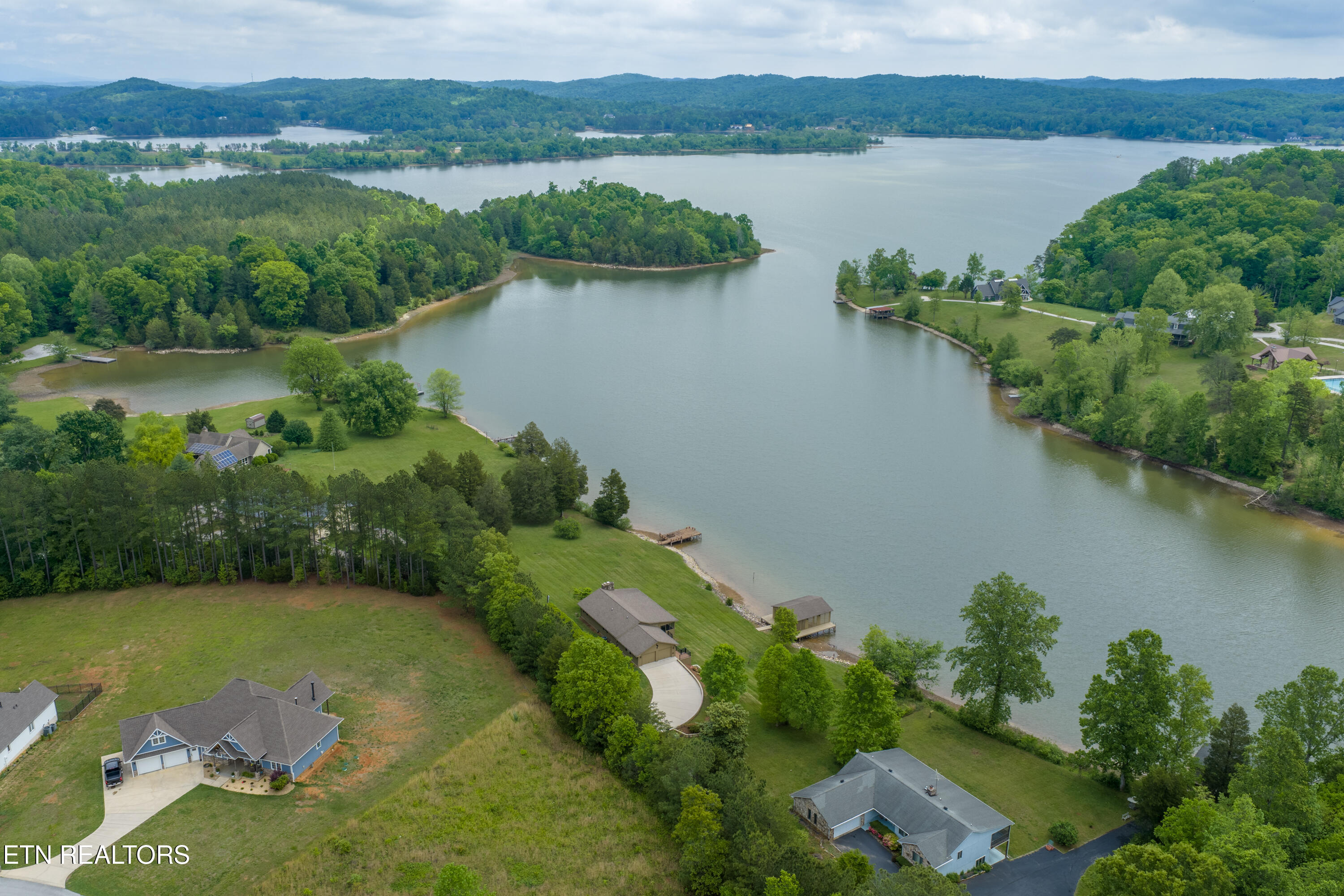 326 Chamberlain Cove Road Kingston TN 37763