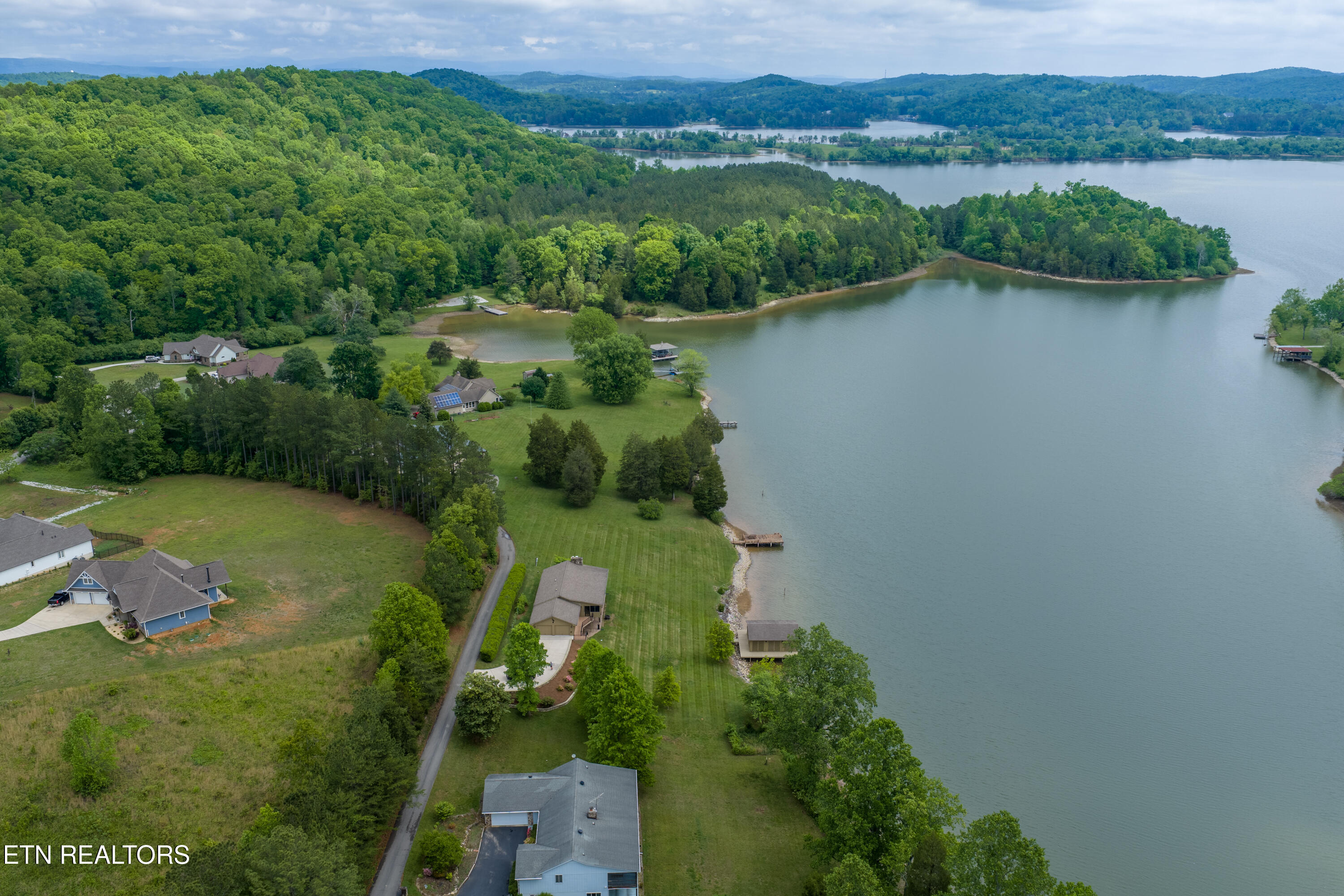 326 Chamberlain Cove Road Kingston TN 37763